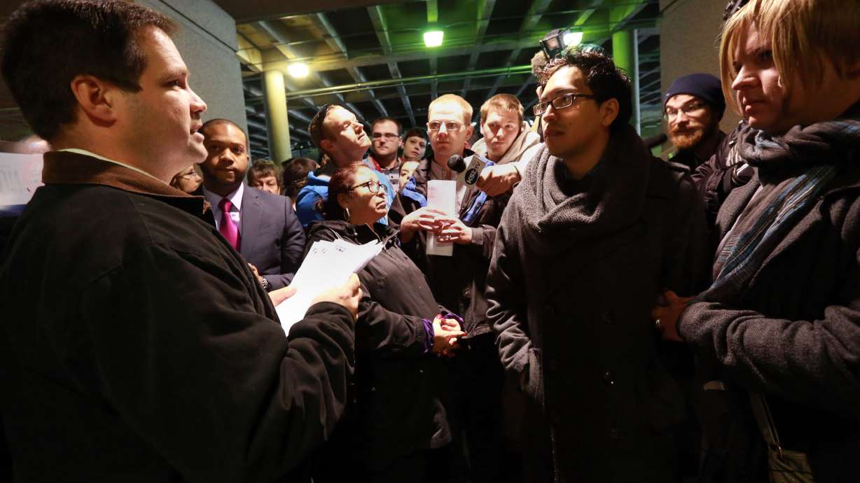 Utah defends freeze on benefits for gay couples