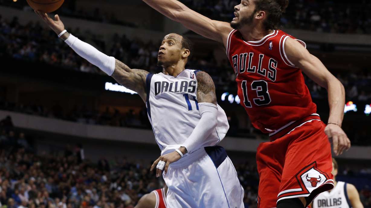 Gibson, Bulls overtake Mavs in 4th for 100-91 win