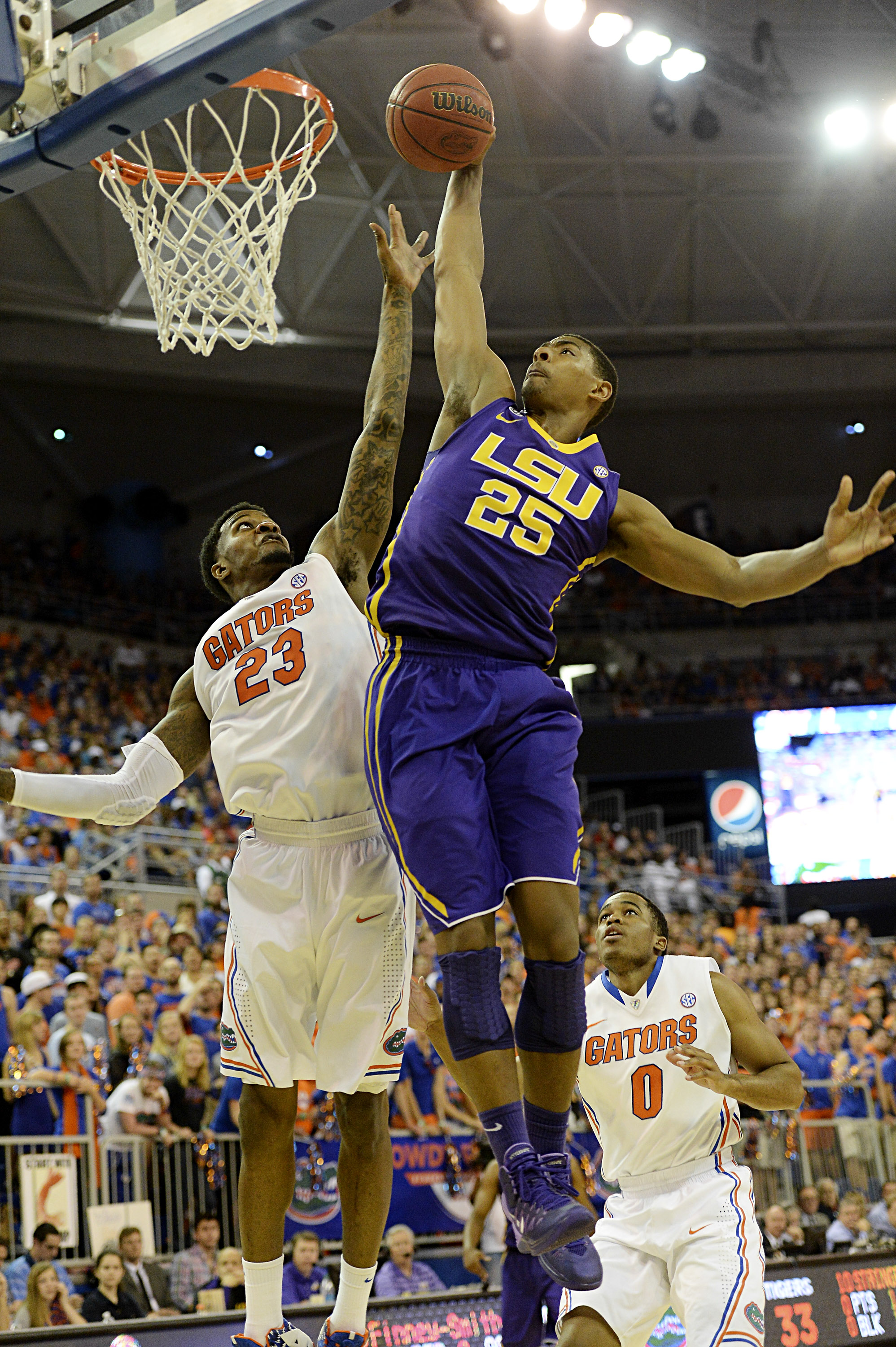 O'Bryant scores 18, LSU falls at No. 1 Florida