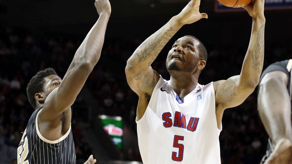 UCF hangs around but falls to No. 23 SMU 70-55