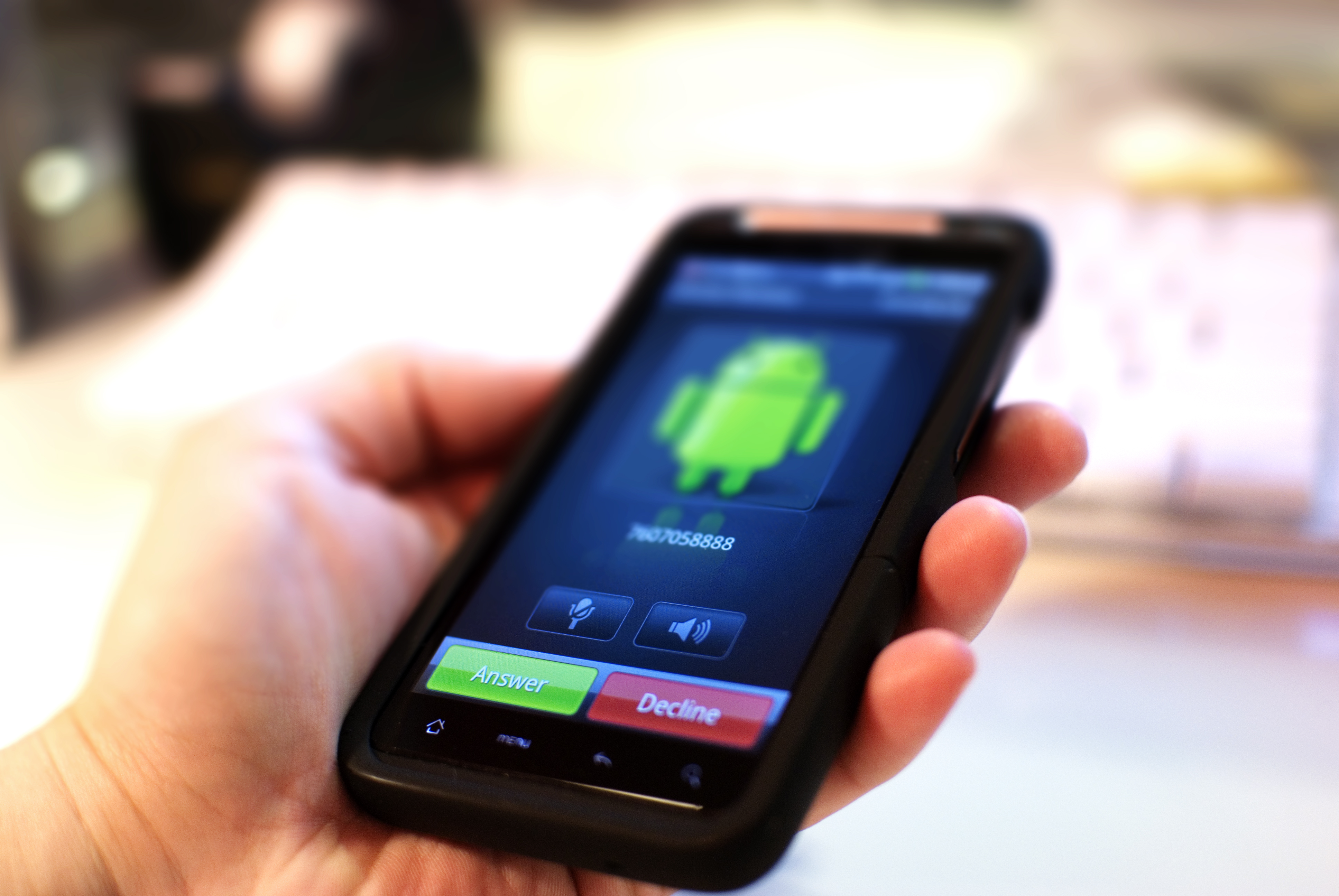 Anonymous social apps provide forum for gripes, gossip