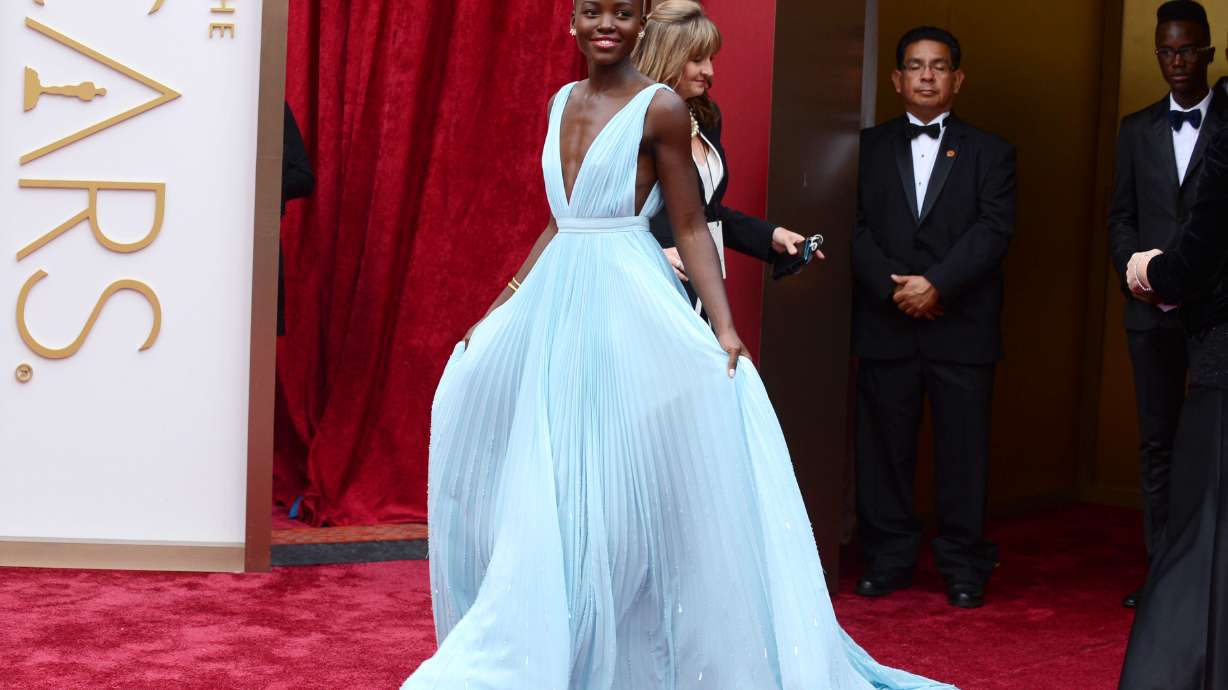 Lupita Nyong'o a goddess in pale blue at Oscars