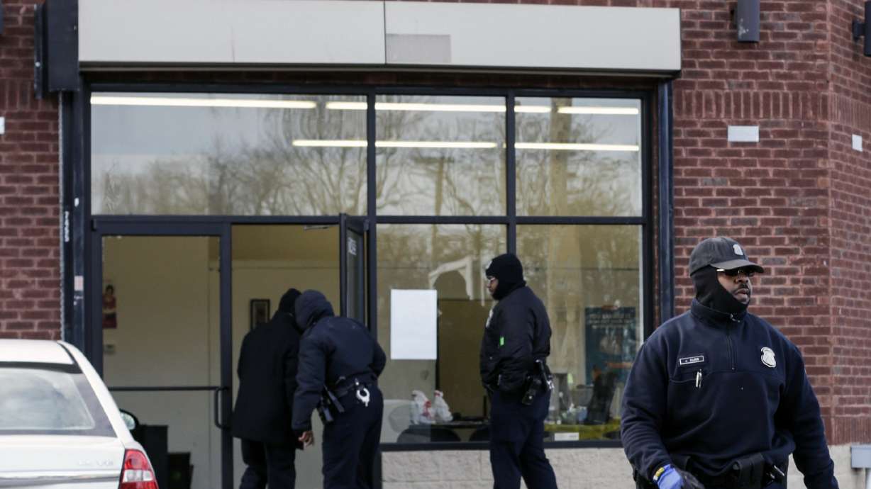 Man charged in shooting at Detroit tax business