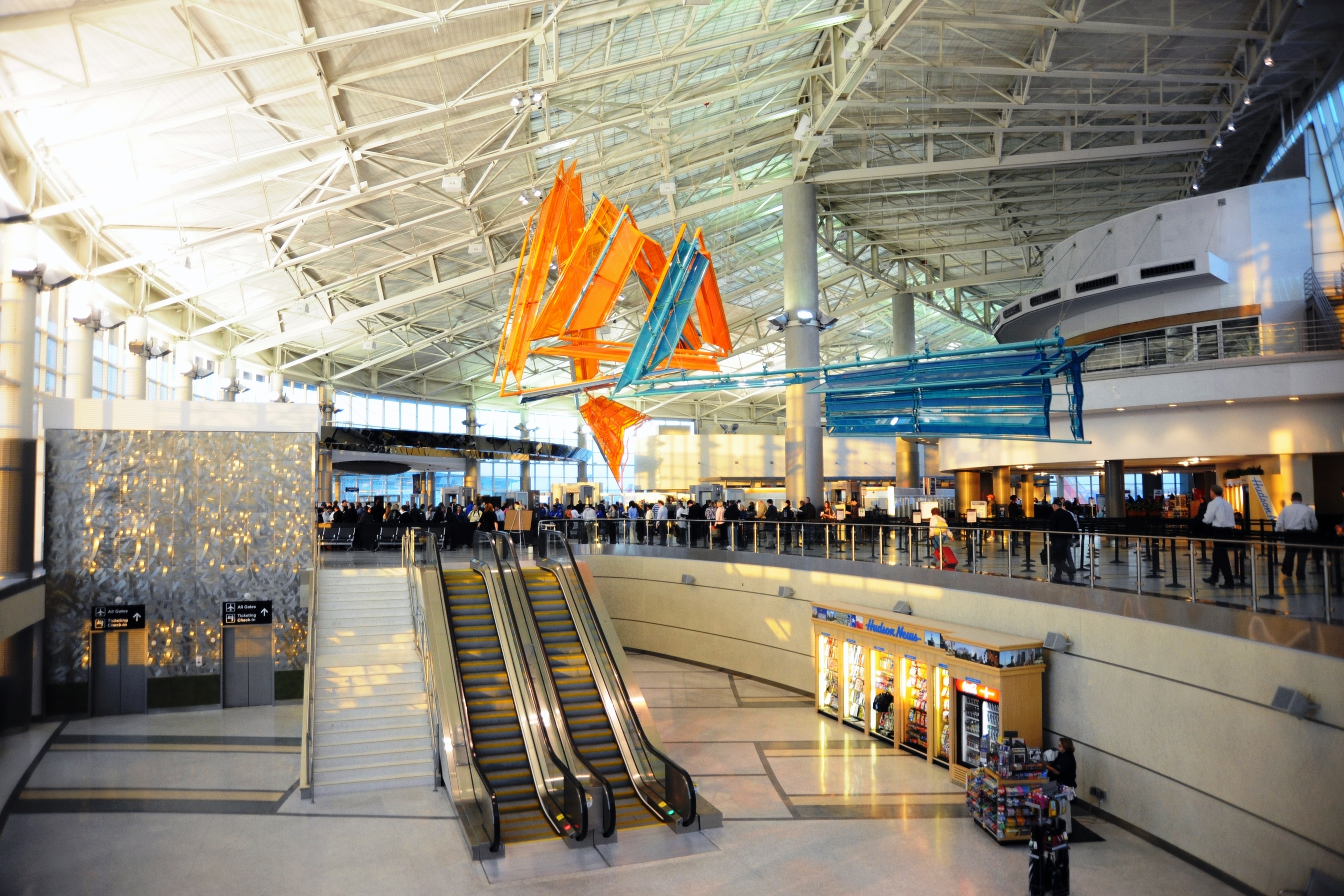 The Houston Airport System Selects Oncam Grandeye 360-Degree Technology for William P. Hobby and Bush Intercontinental Airports