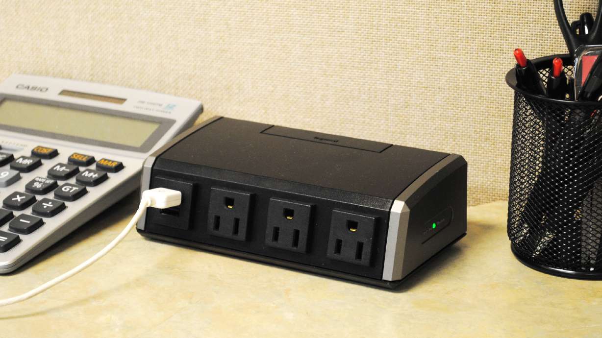 The Wiremold® Desktop Power Center work surface portal provides versatility with easy-to-install convenience