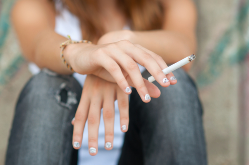 Senate kills bill to raise legal smoking age to 21