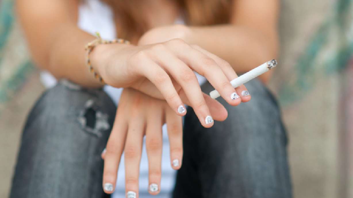 Senate kills bill to raise legal smoking age to 21