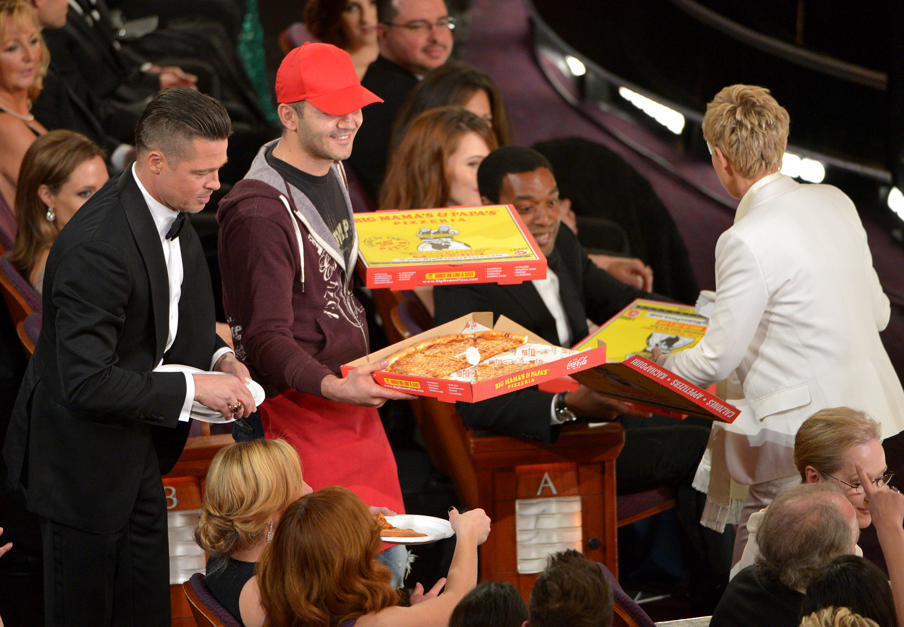 Oscar pizza delivery man gets $1,000 tip