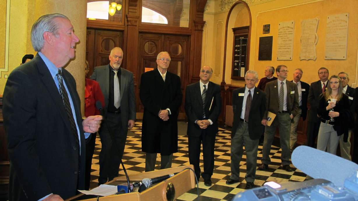 Halliburton latest donor to UW energy lab