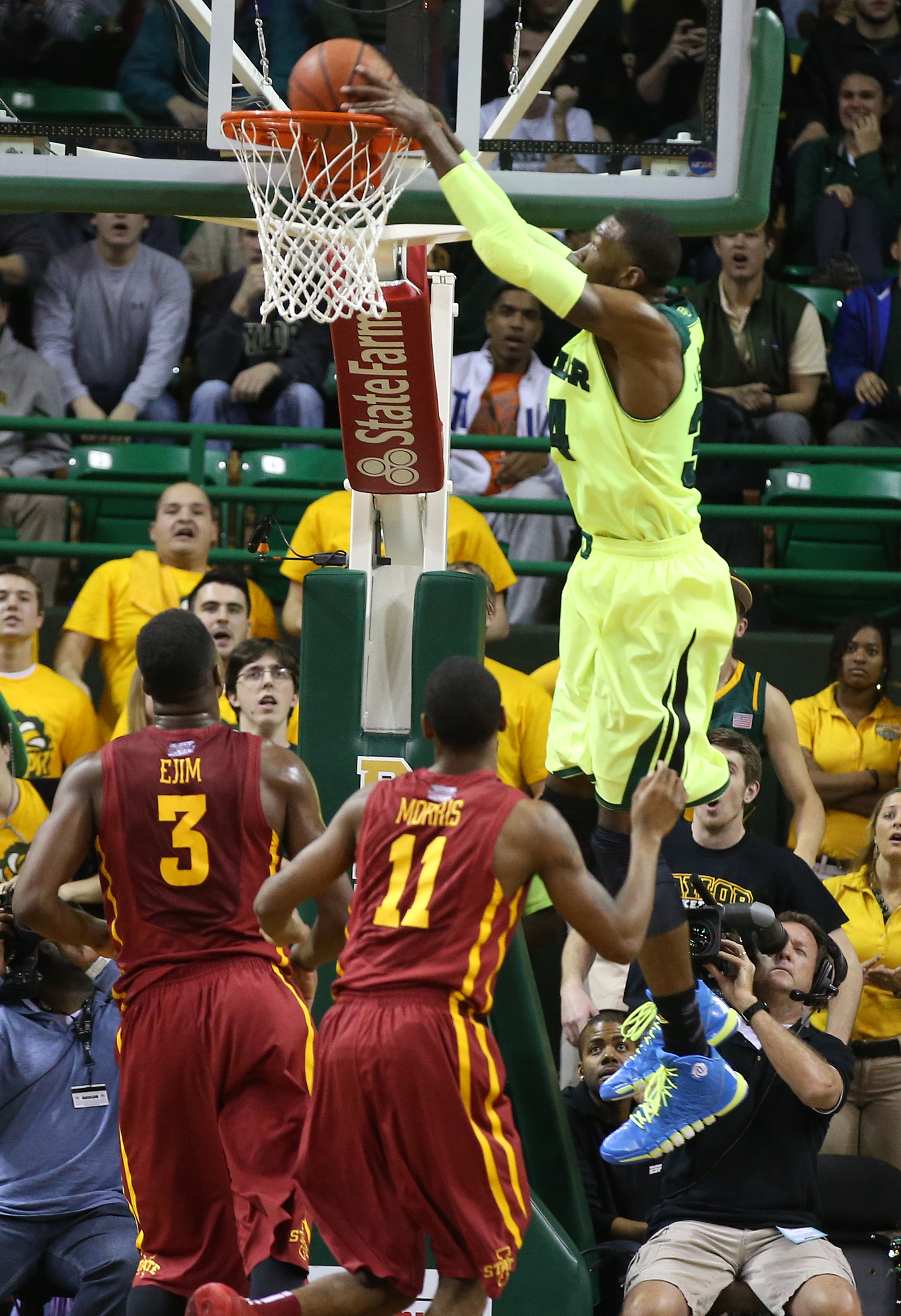 Baylor gets NCAA boost, 74-61 over No. 16 Iowa St.