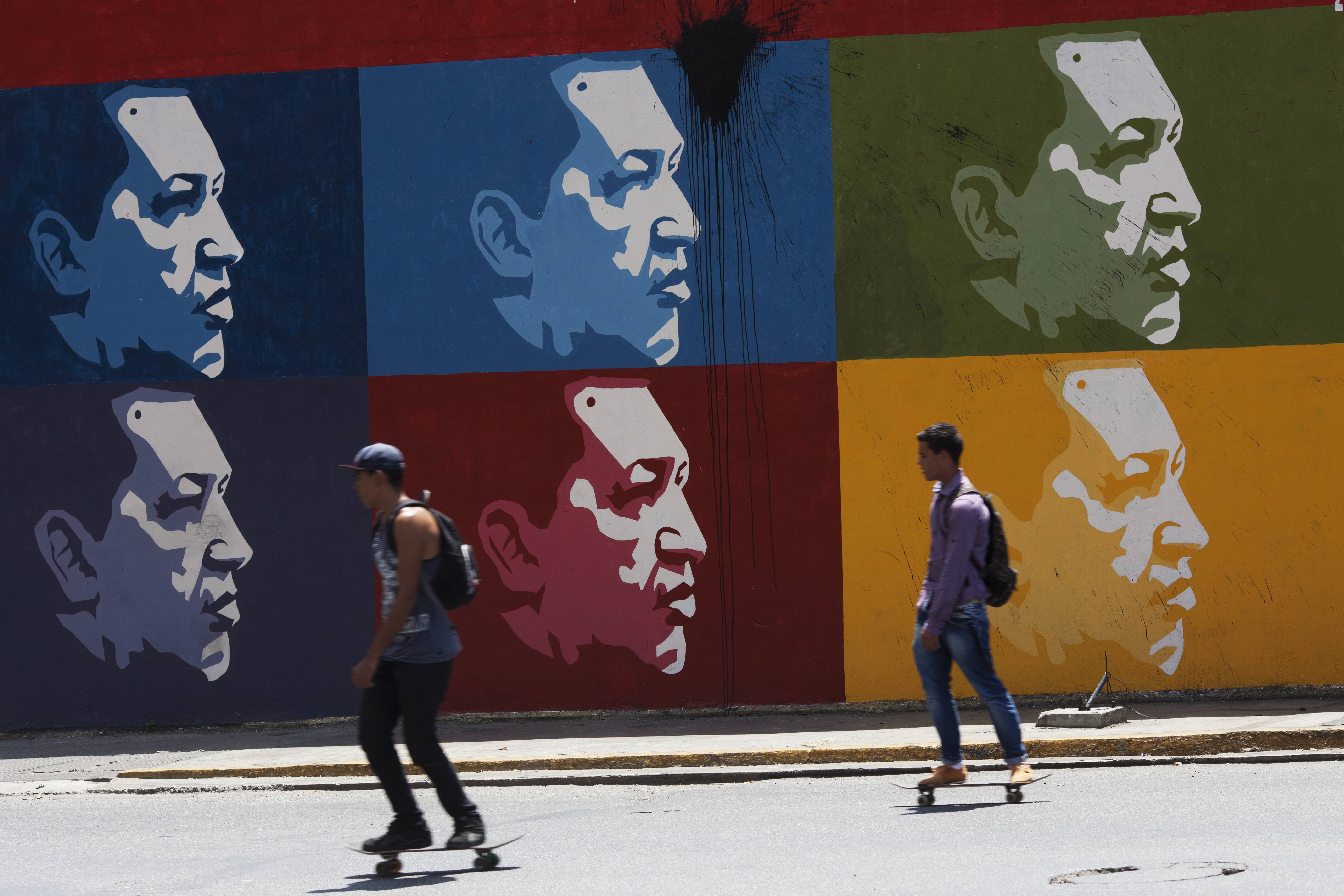 On death anniversary, Chavez revolution challenged