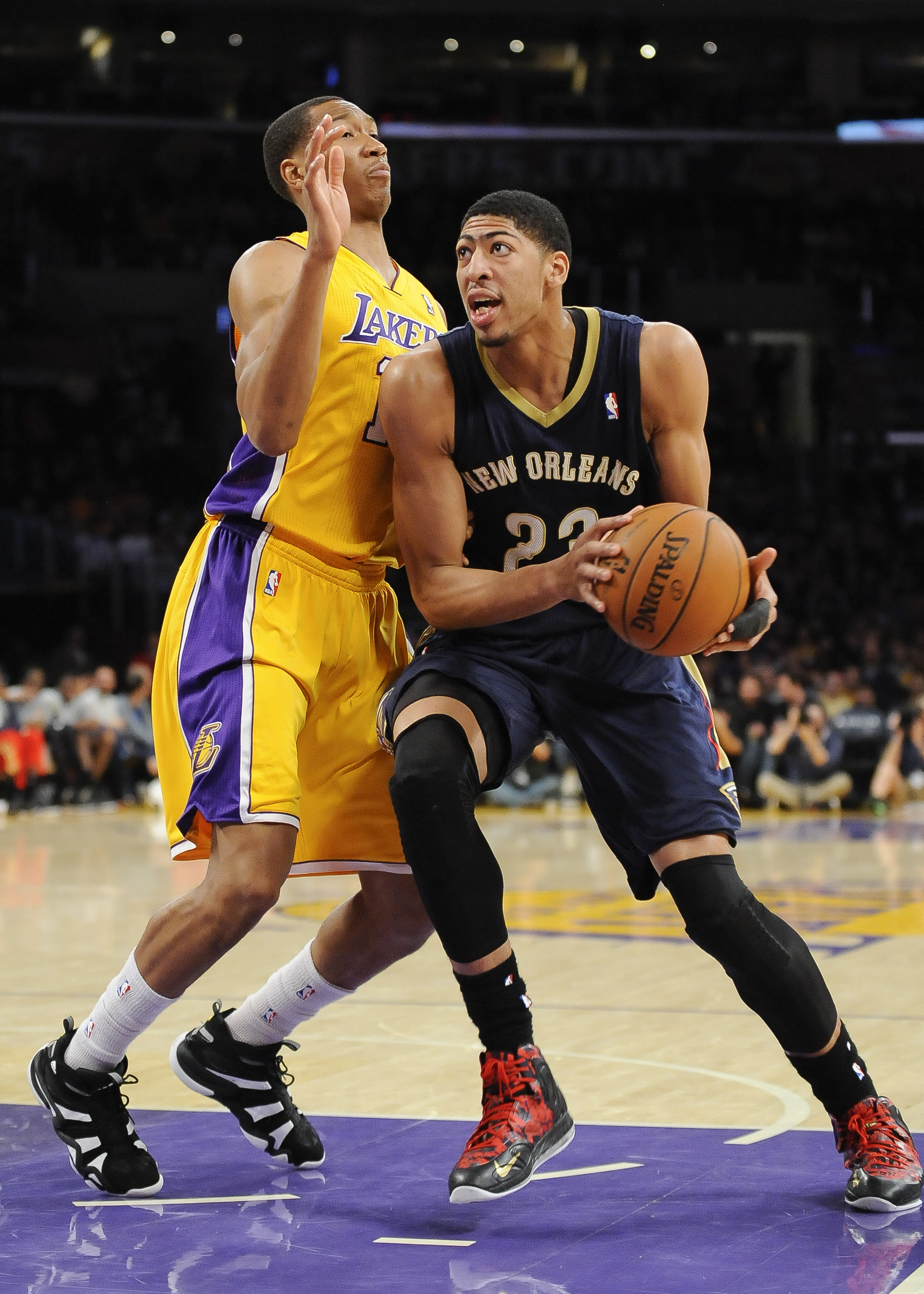 Pelicans beat Lakers 132-125 to end 8-game skid