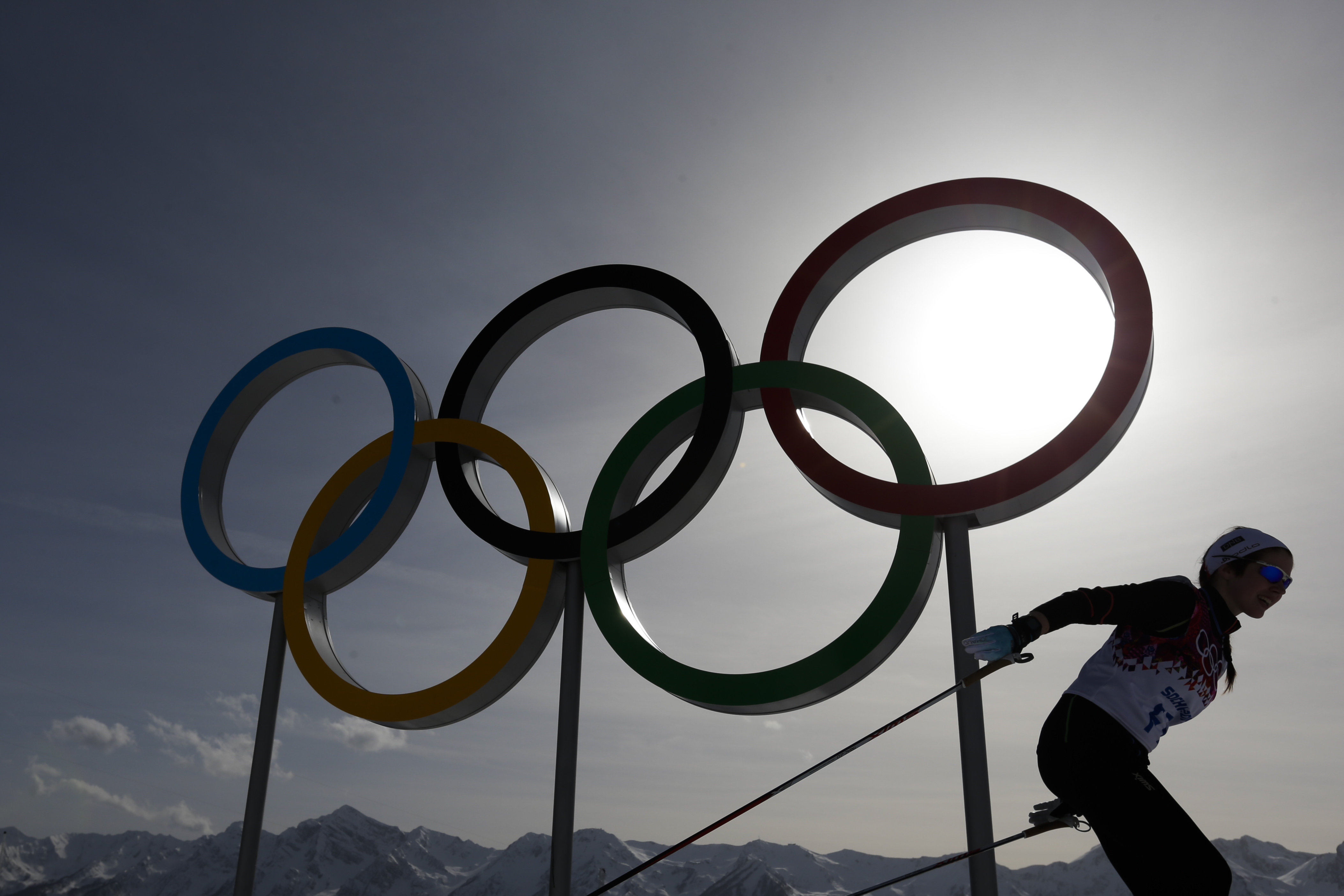 Sports spotlight back on Sochi amid Crimea crisis