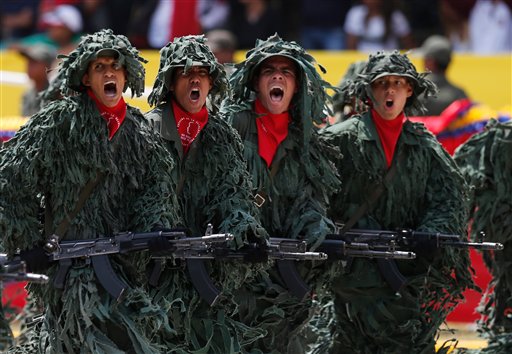Venezuela: Reprimen protestas, recuerdan a Chavez