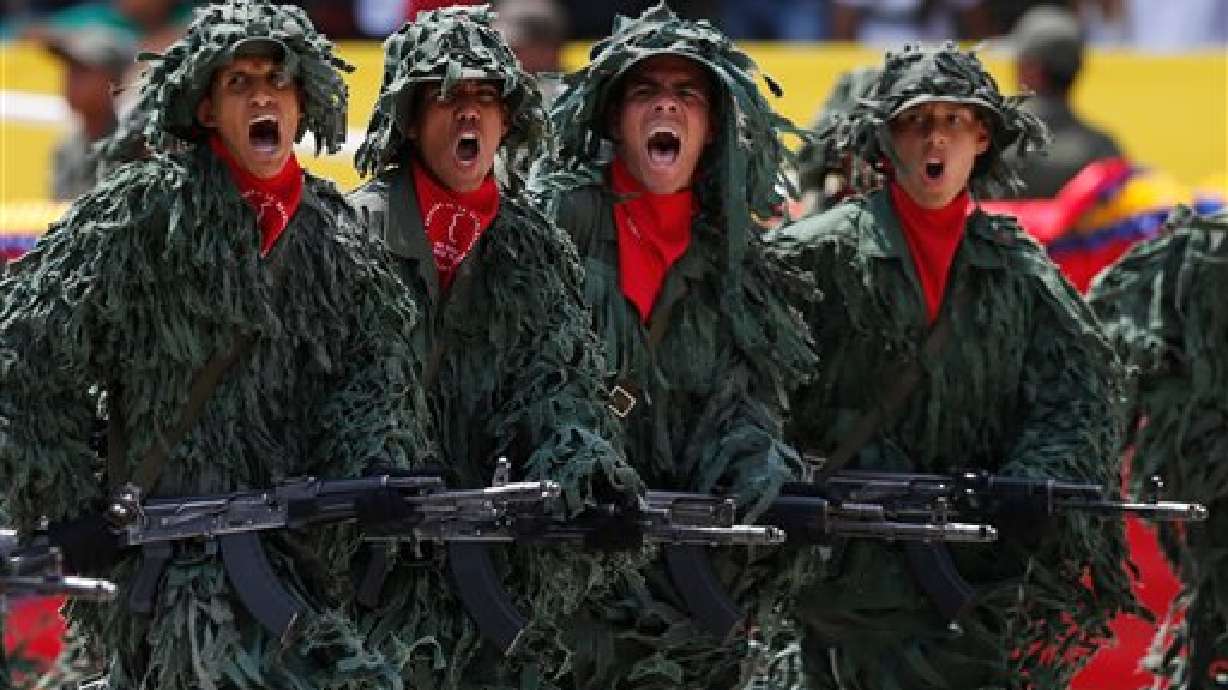 Venezuela: Reprimen protestas, recuerdan a Chavez