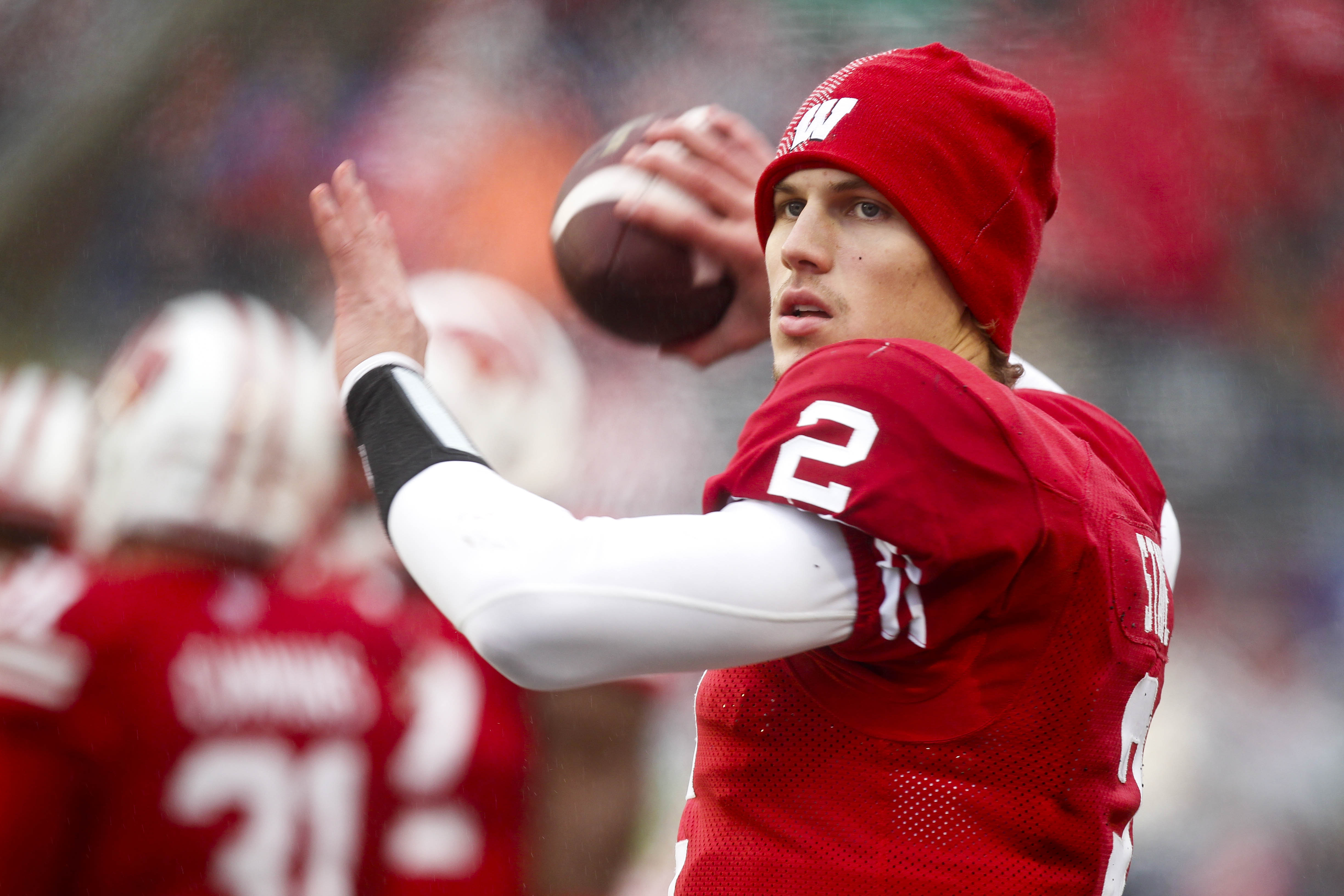 QB Stave limited for start of Badgers spring ball