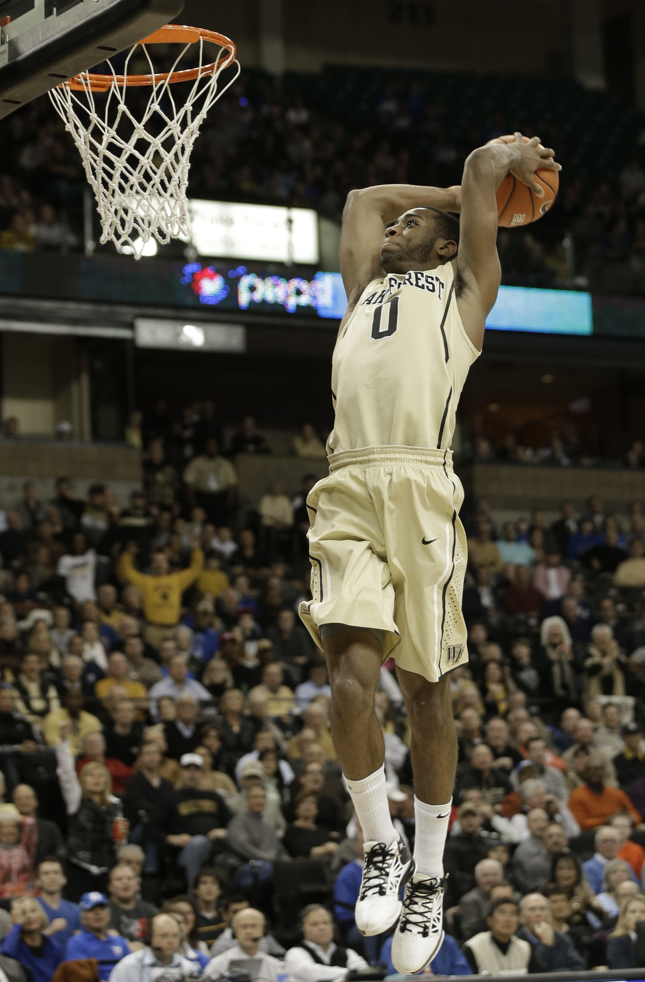 Wake Forest pulls away from No. 4 Duke, 82-72