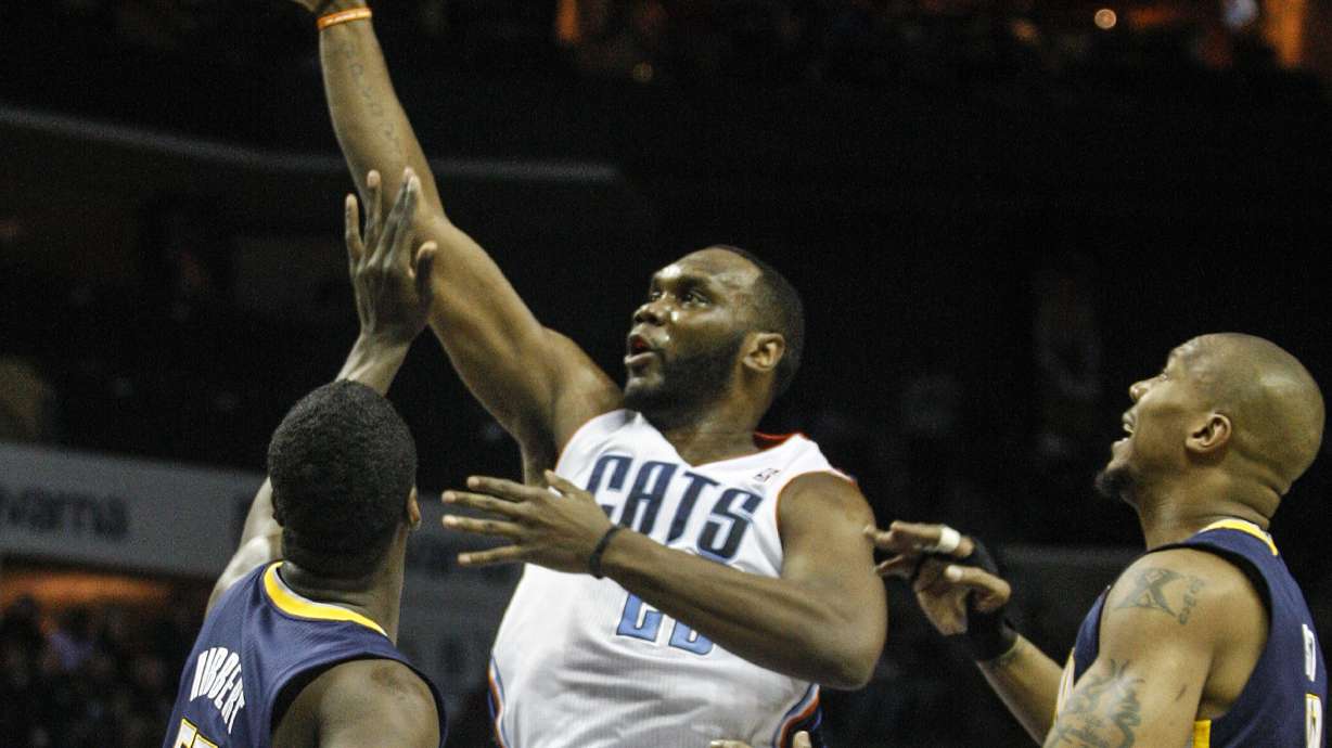 Jefferson leads Bobcats past Pacers 109-87