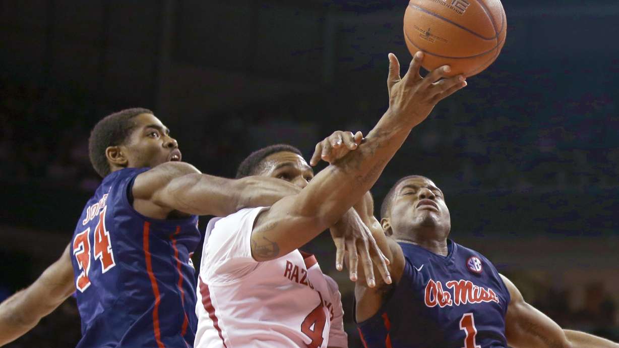 Bell's 3s lead Arkansas past Ole Miss 110-80