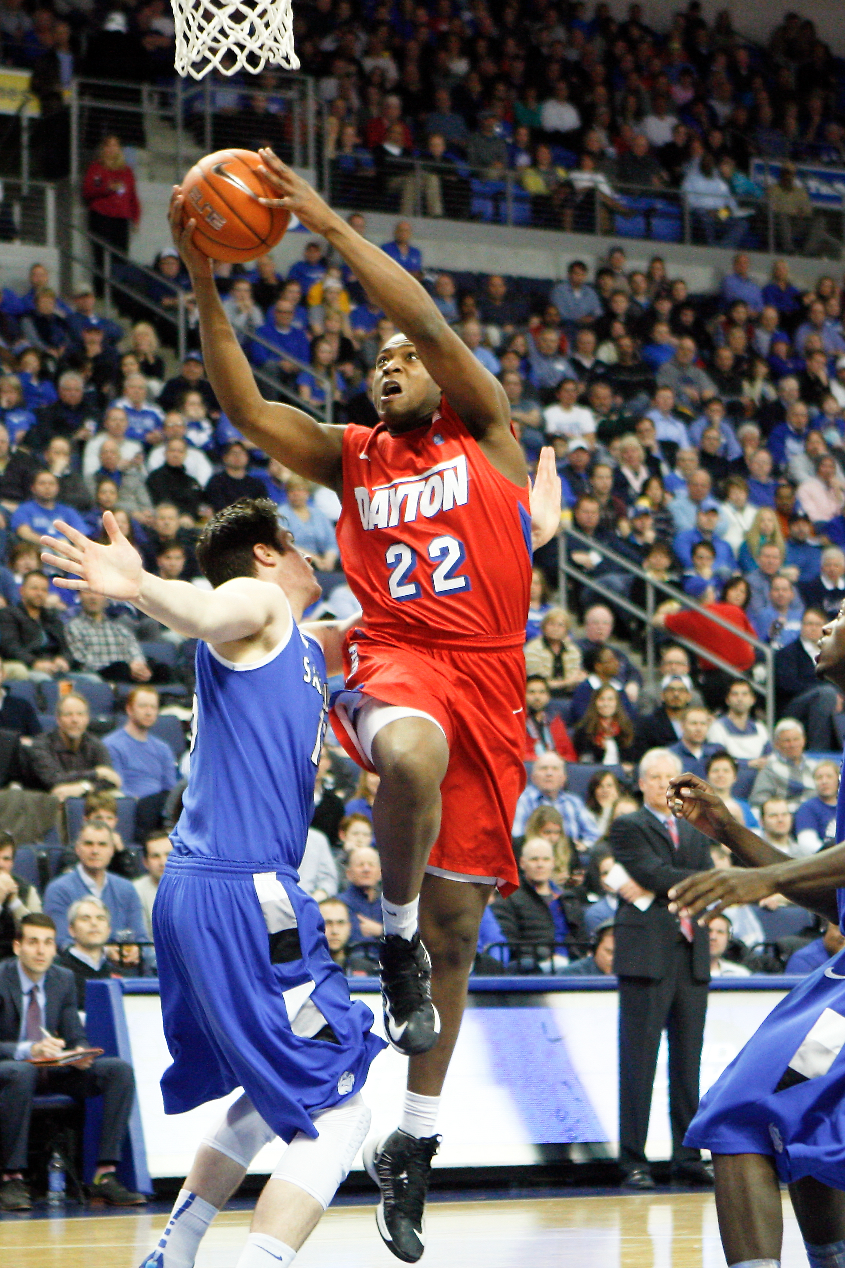 Dayton knocks off No. 17 Saint Louis 72-67