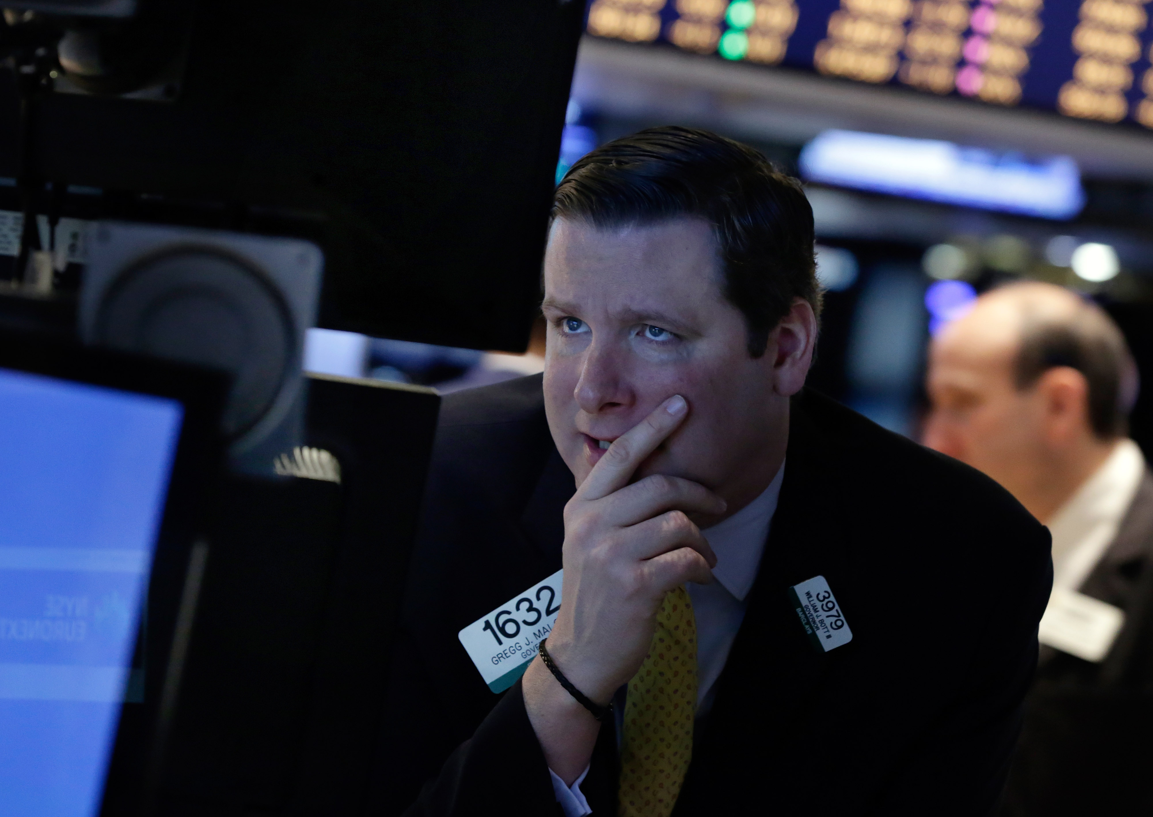 Stock futures rise after jobless claims data