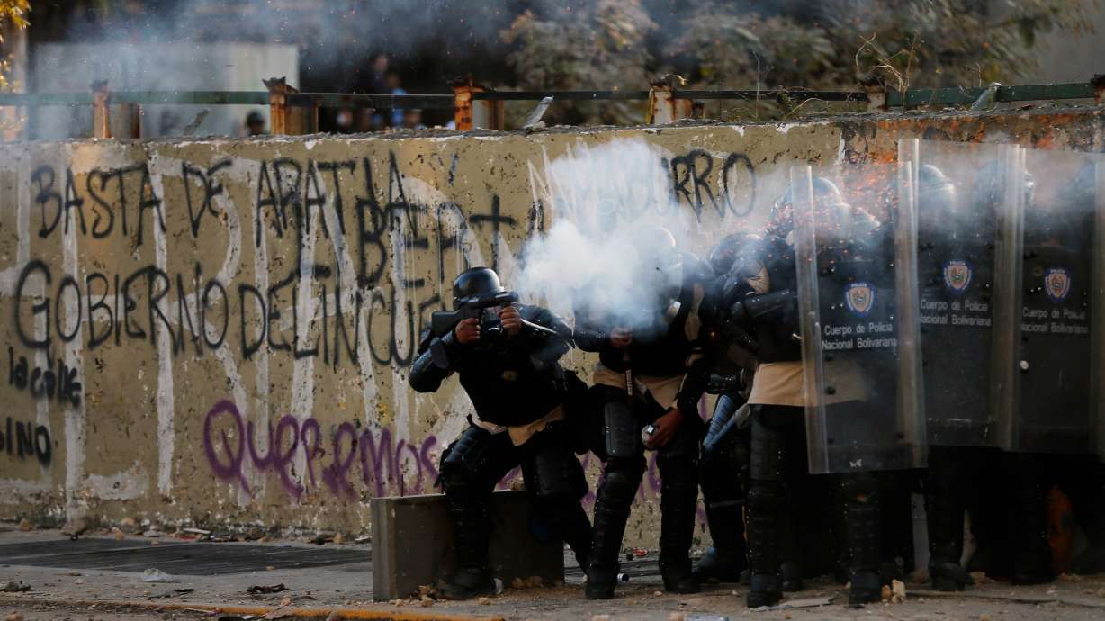 2 dead in Venezuela clash