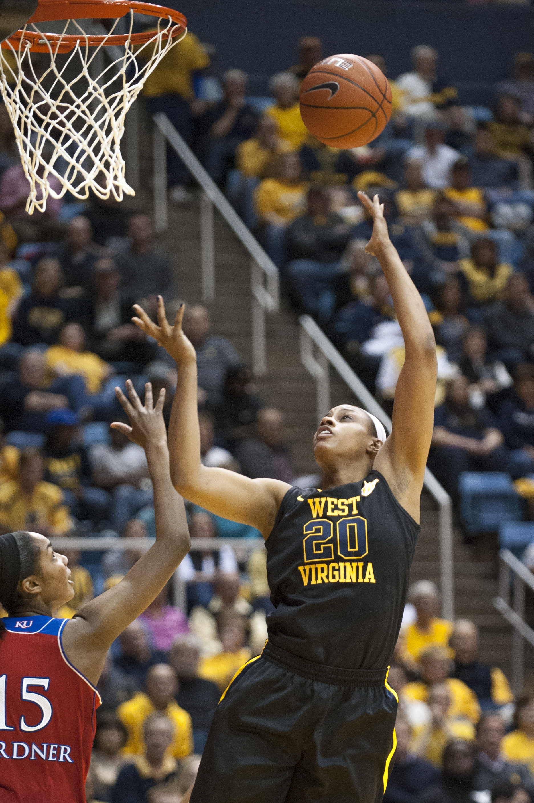 West Virginia, Baylor women top Big 12 tourney