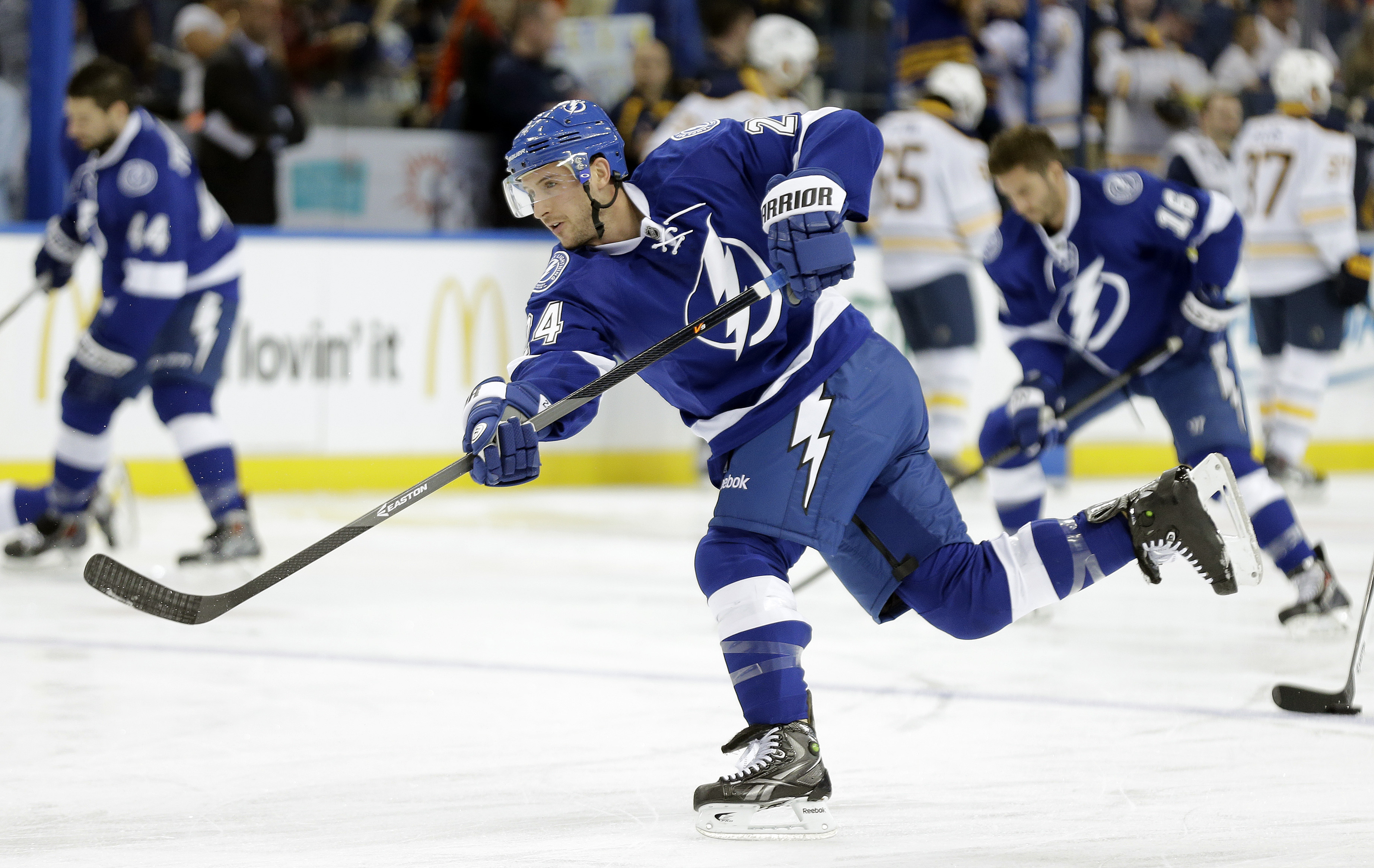 Stamkos returns from broken leg