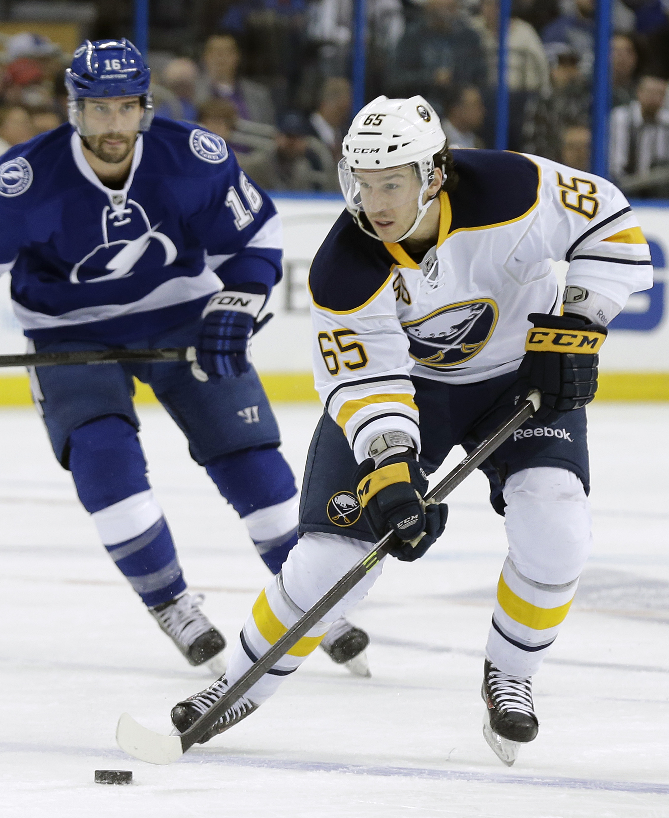 Sabres spoil Stamkos' return with 3-1 win