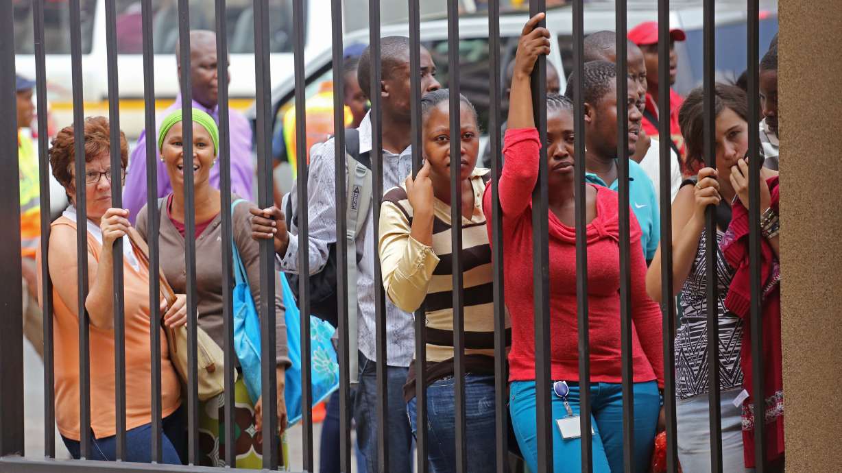 Doctor testifies in Pistorius trial