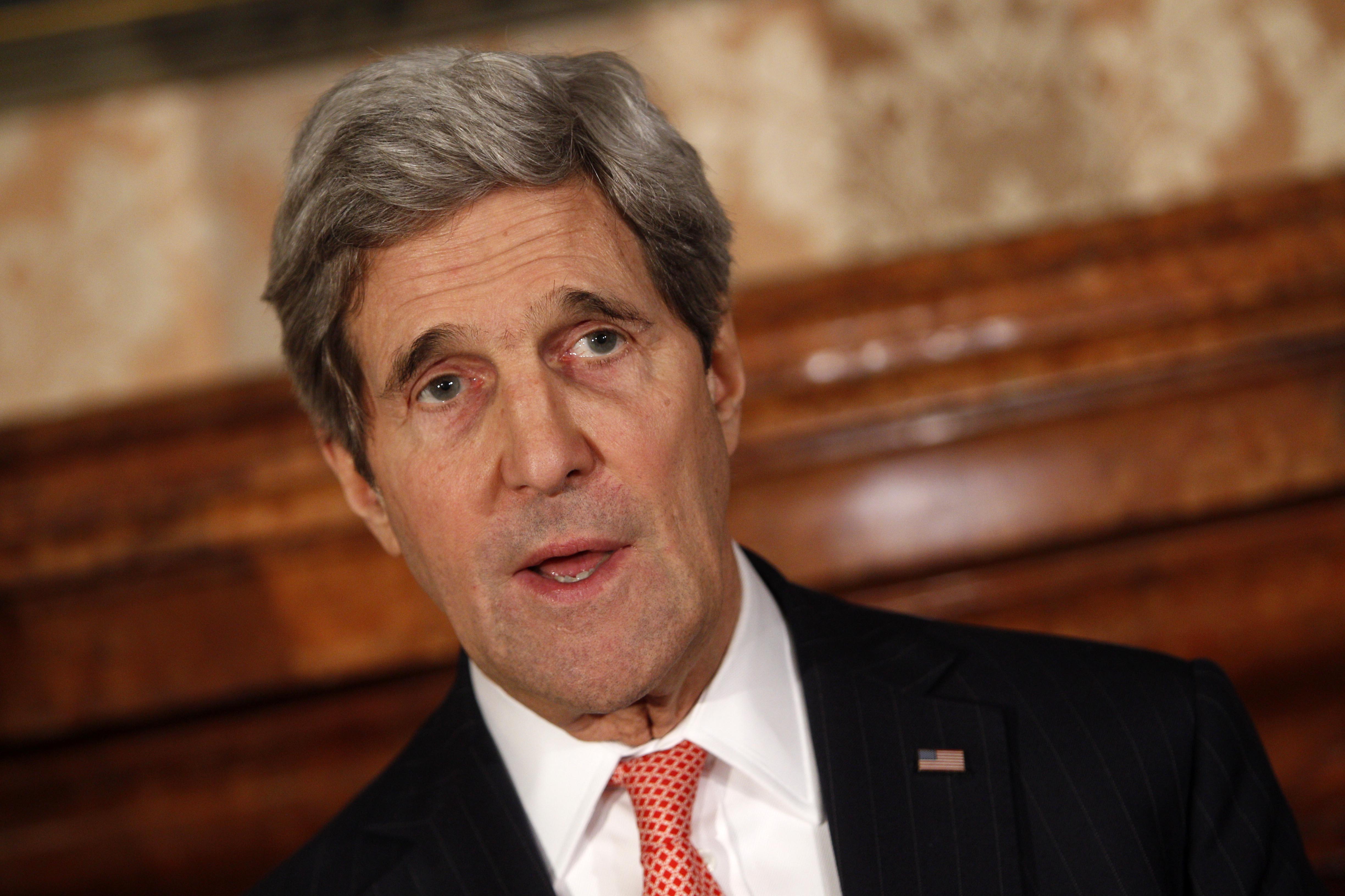 Kerry meets with Jordan's king over peace plan