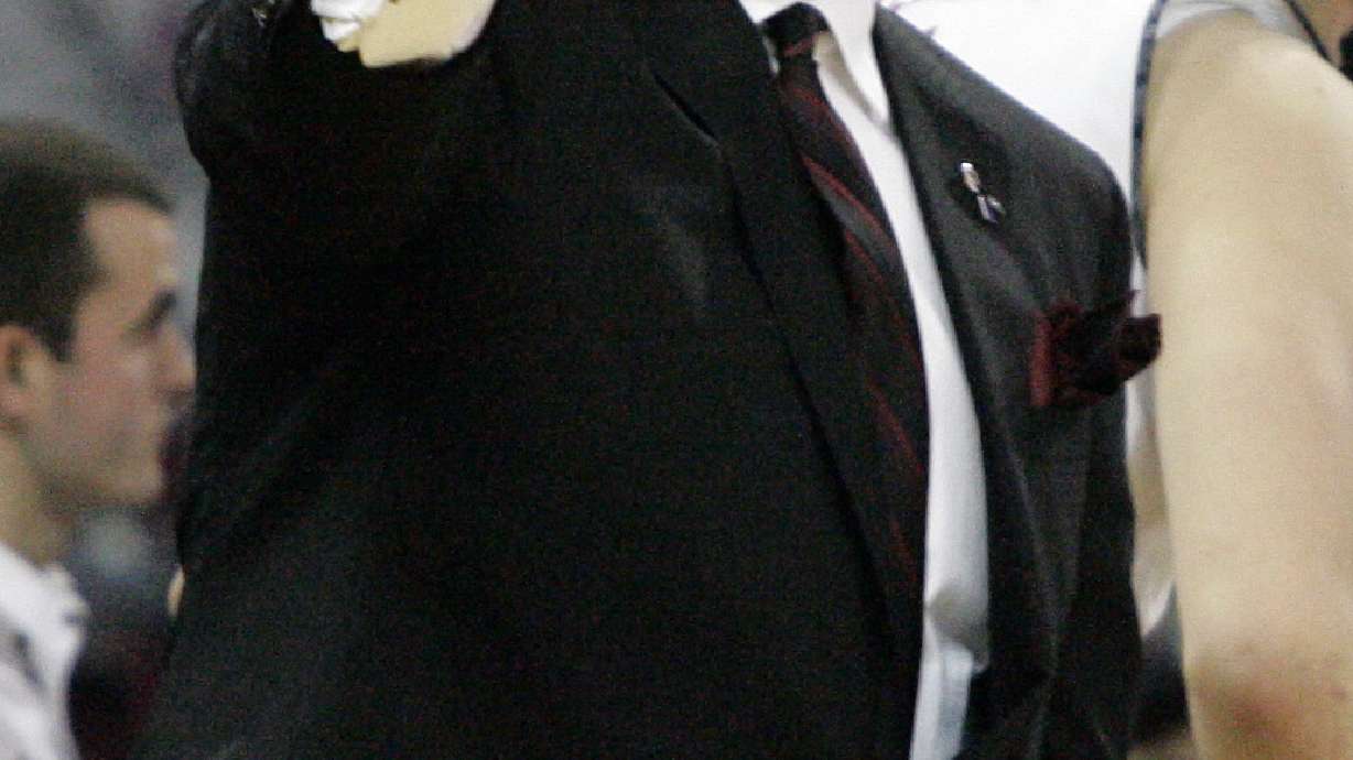 Gamecocks' Martin apologizes for harsh language