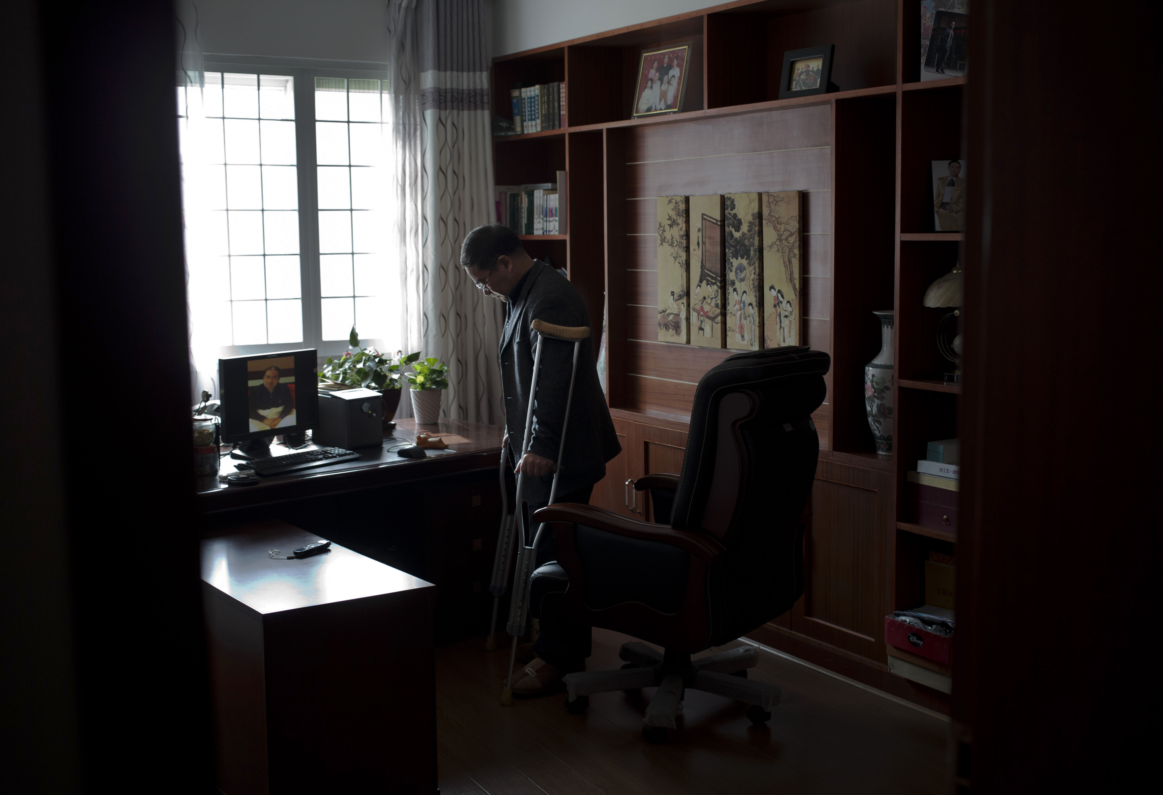 In China, brutality yields confessions of graft