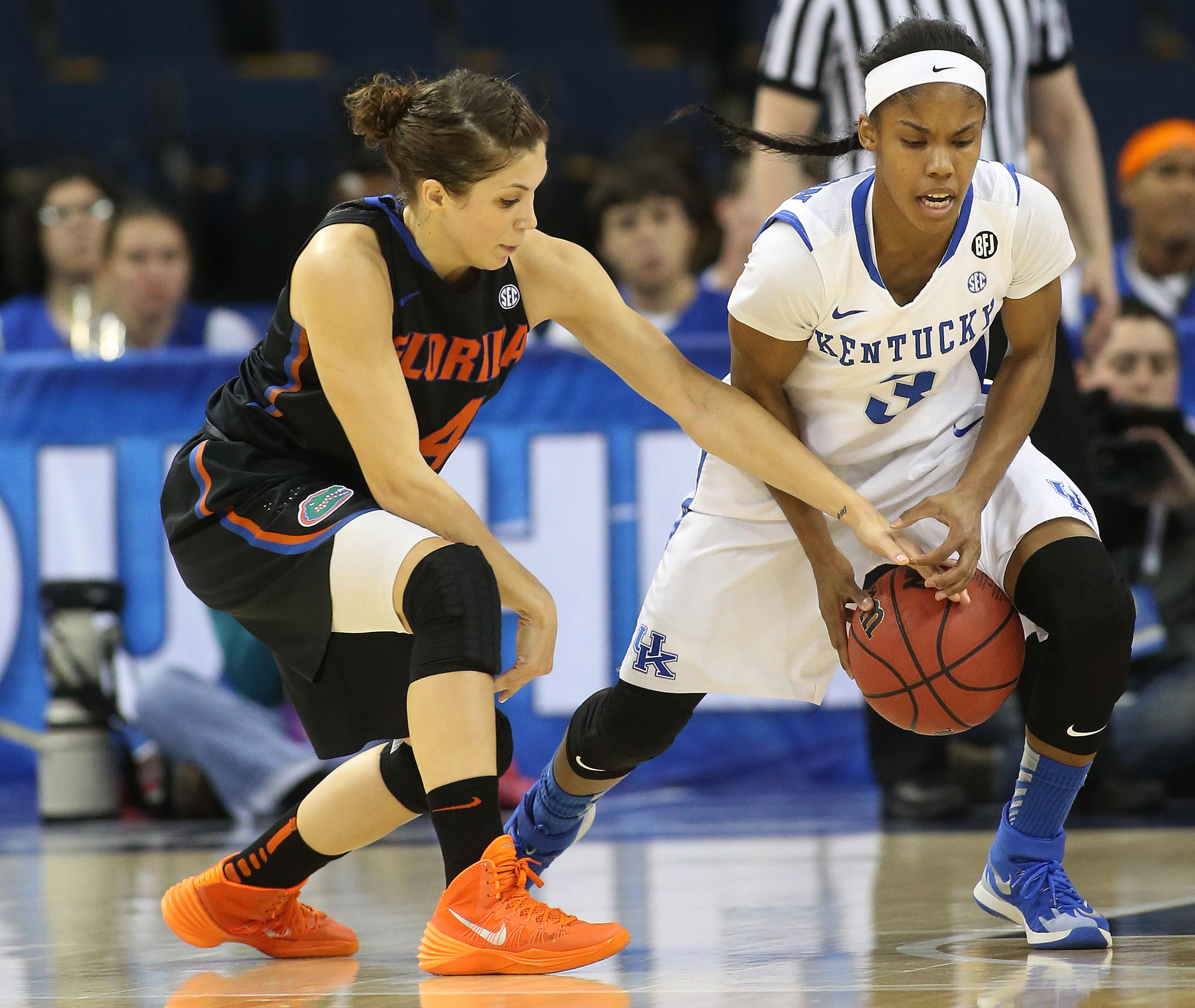 No. 12 Kentucky women edge Florida, 75-70