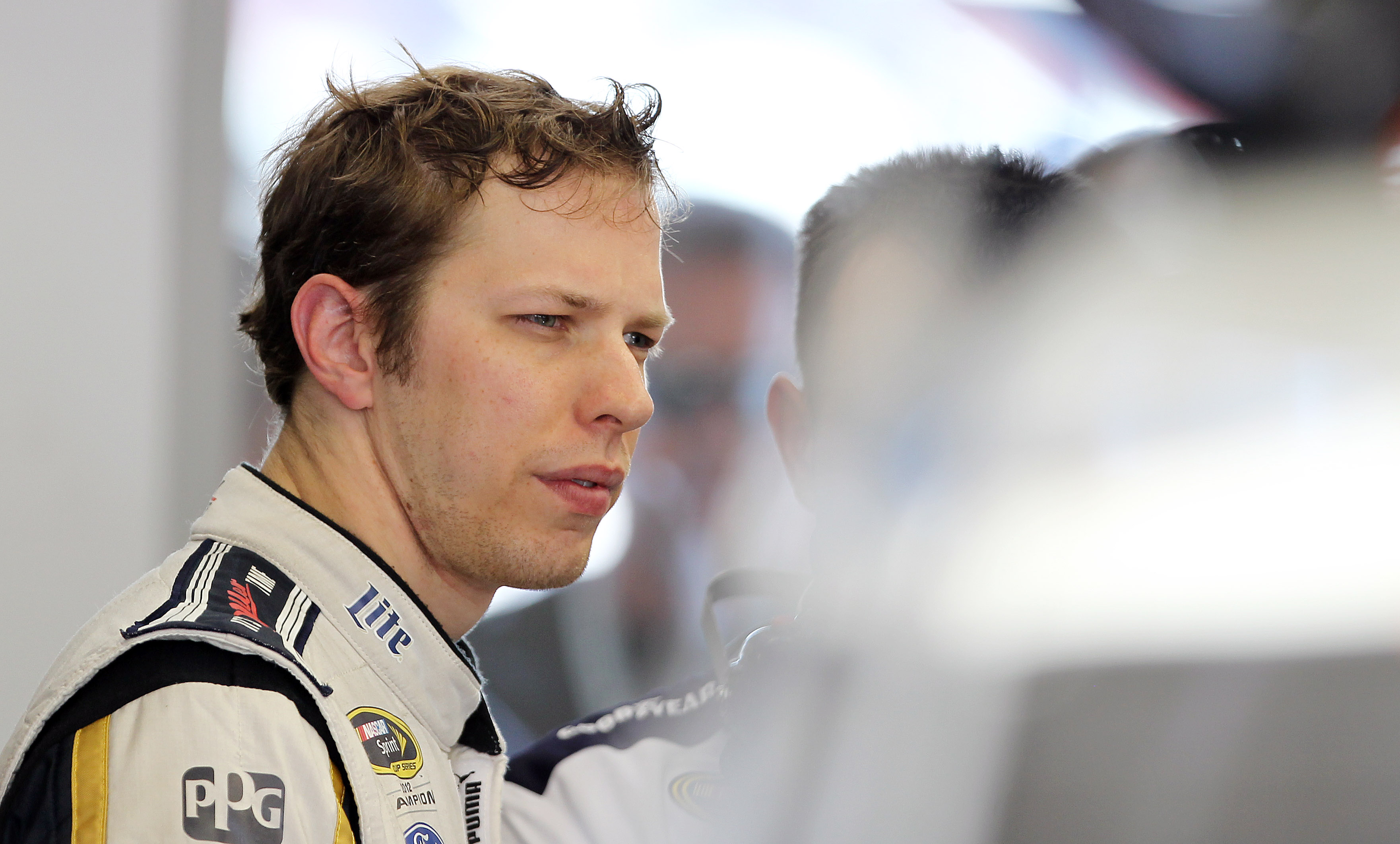 Joey Logano wins NASCAR pole in Las Vegas