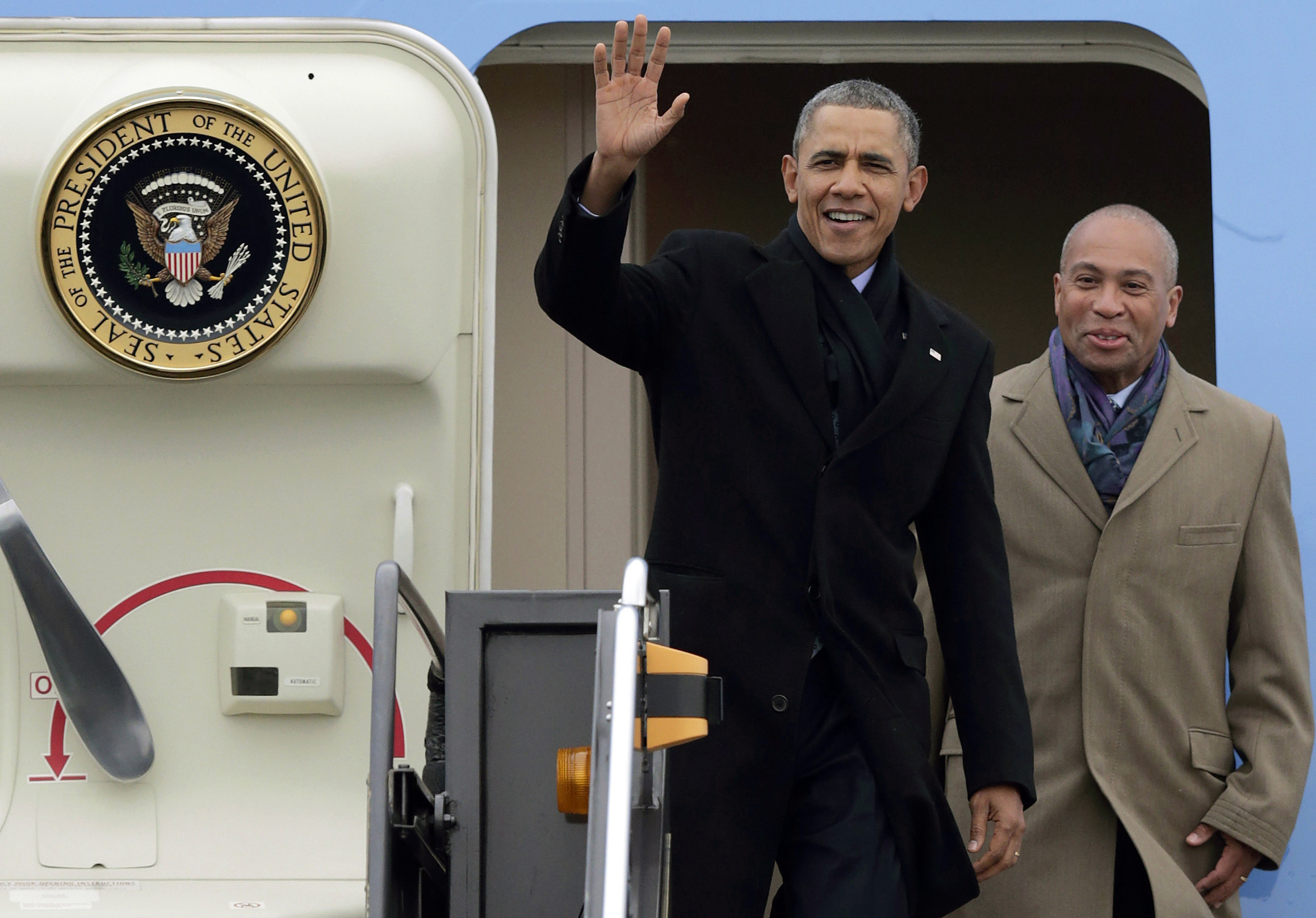Obama warns party to focus on 2014, not 2016