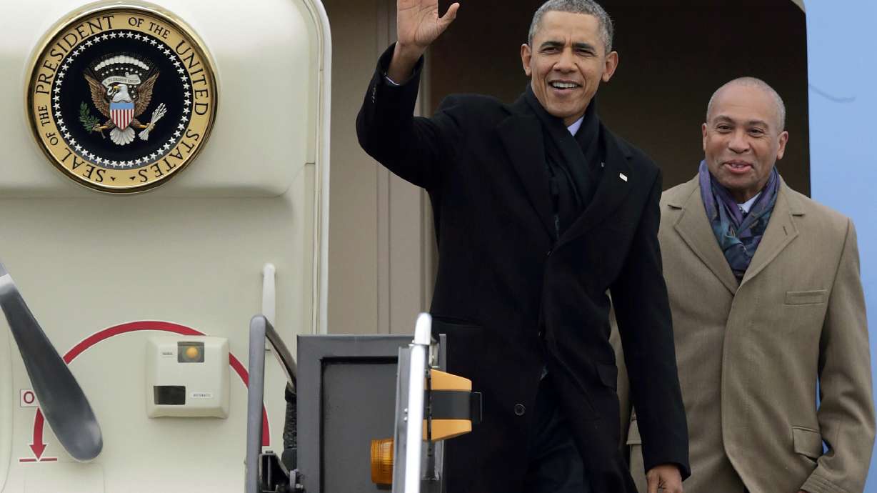 Obama warns party to focus on 2014, not 2016