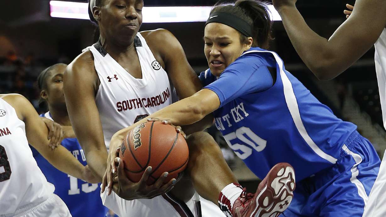 No. 12 Kentucky upsets No. 5 South Carolina 68-58