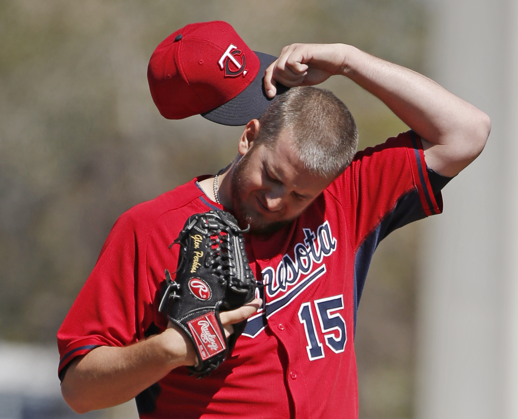 Jose Bautista homers, Blue Jays beat Twins 4-3