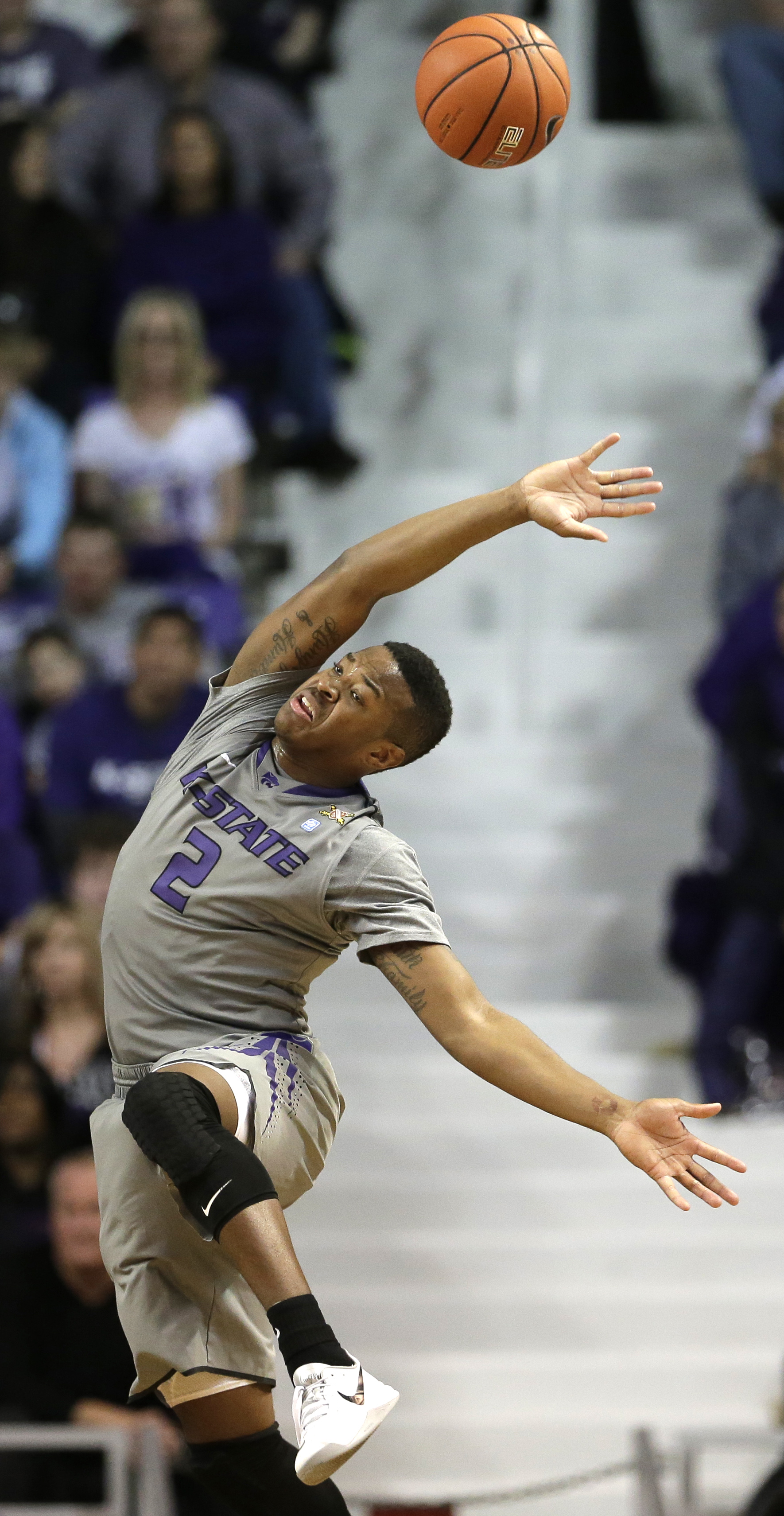 Baylor's FT shooting helps beat K-State, 76-74