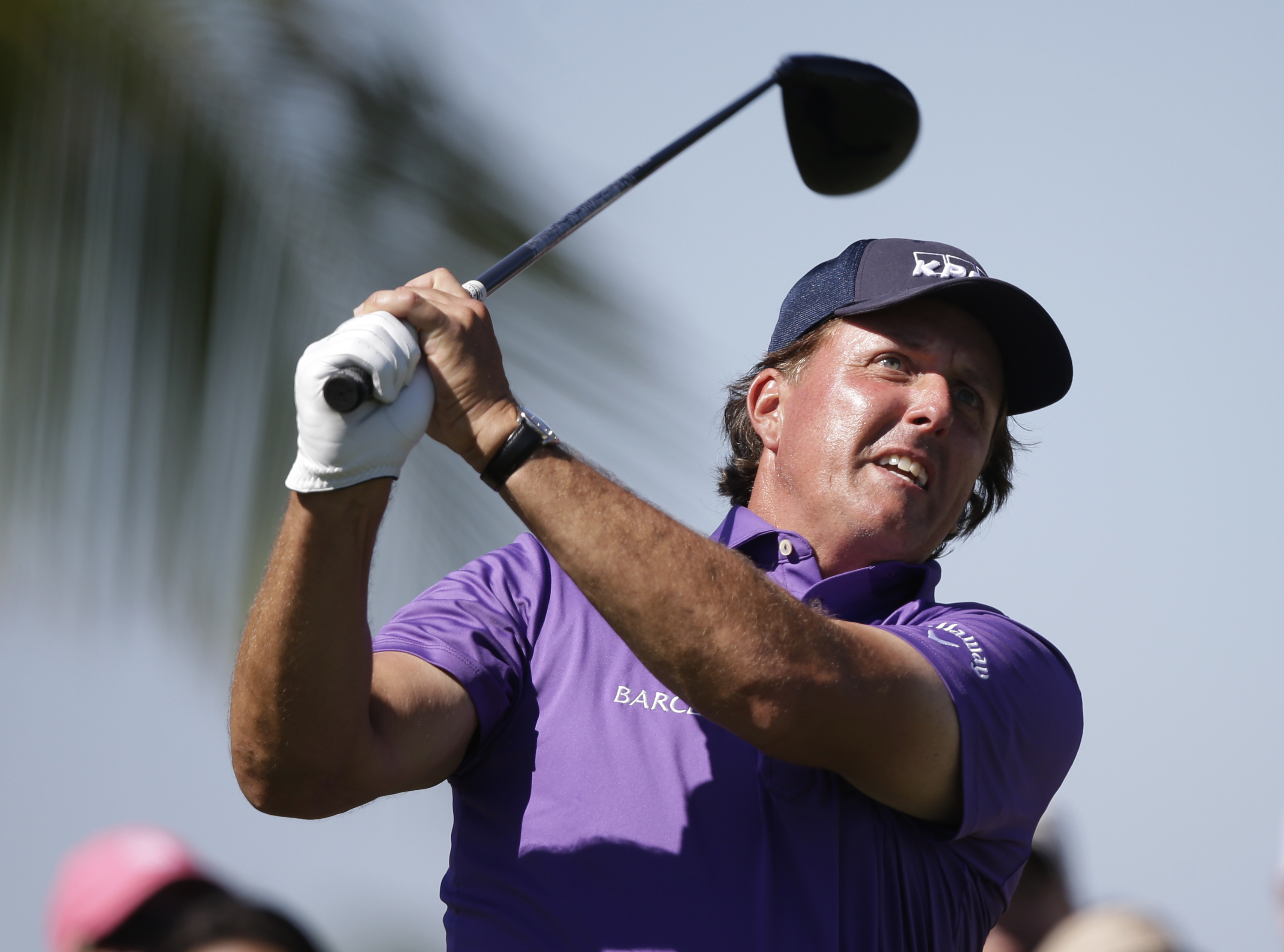 McIlroy moves the wrong way in 3rd round at Doral