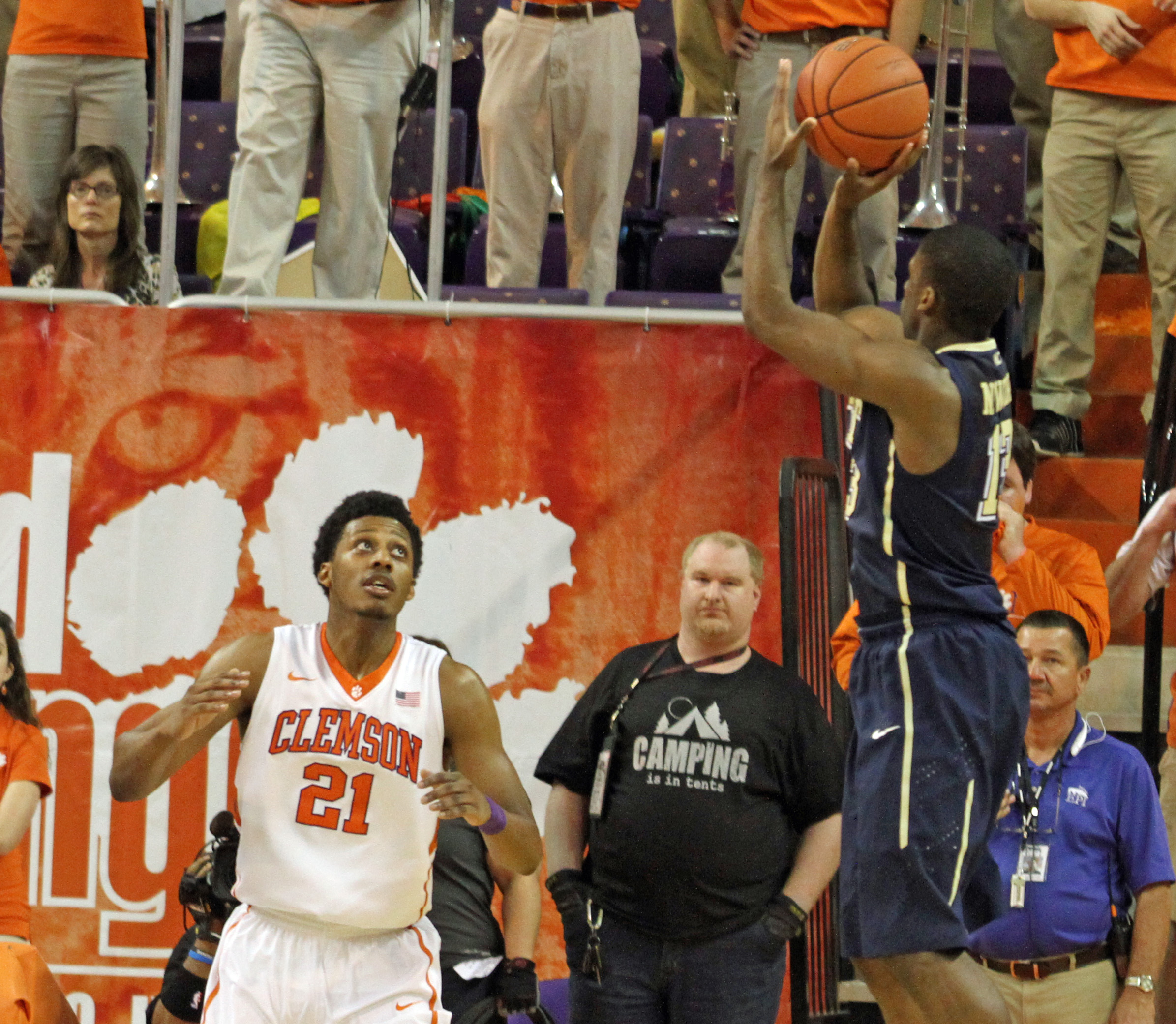 Patterson's 30 lifts Pittsburgh to 83-78 win