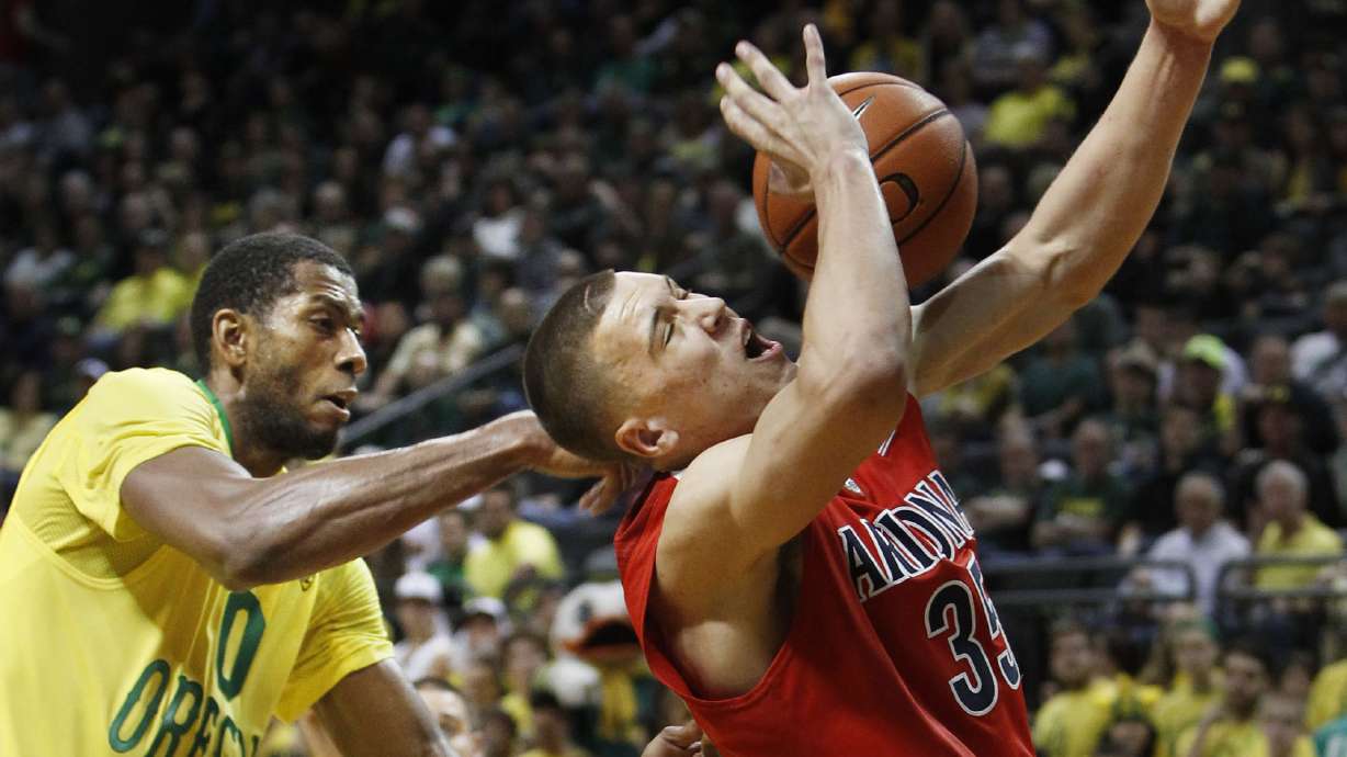 No. 3 Arizona falls to Oregon 64-57