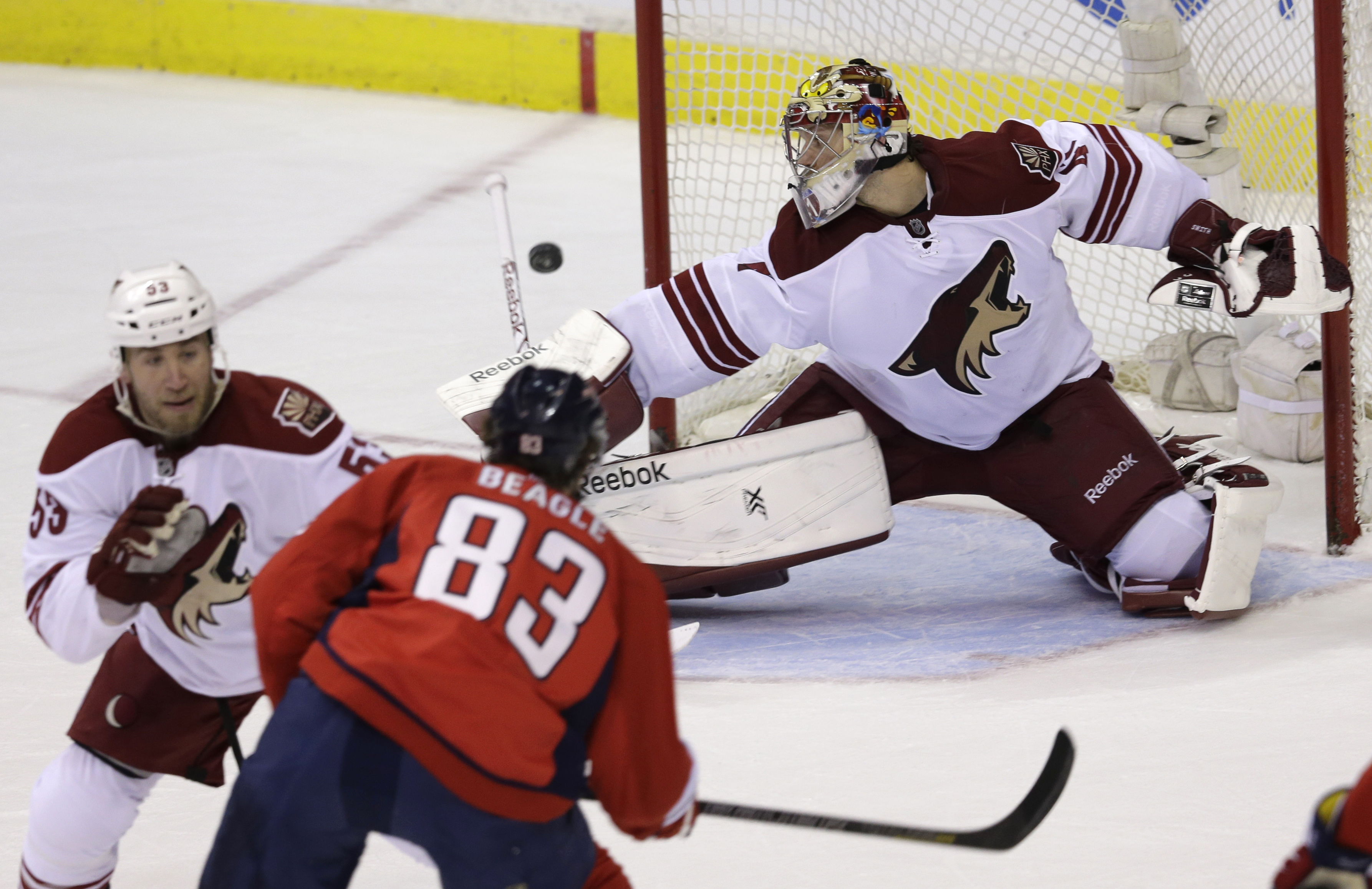 Capitals top Coyotes 3-2 with three-goal third