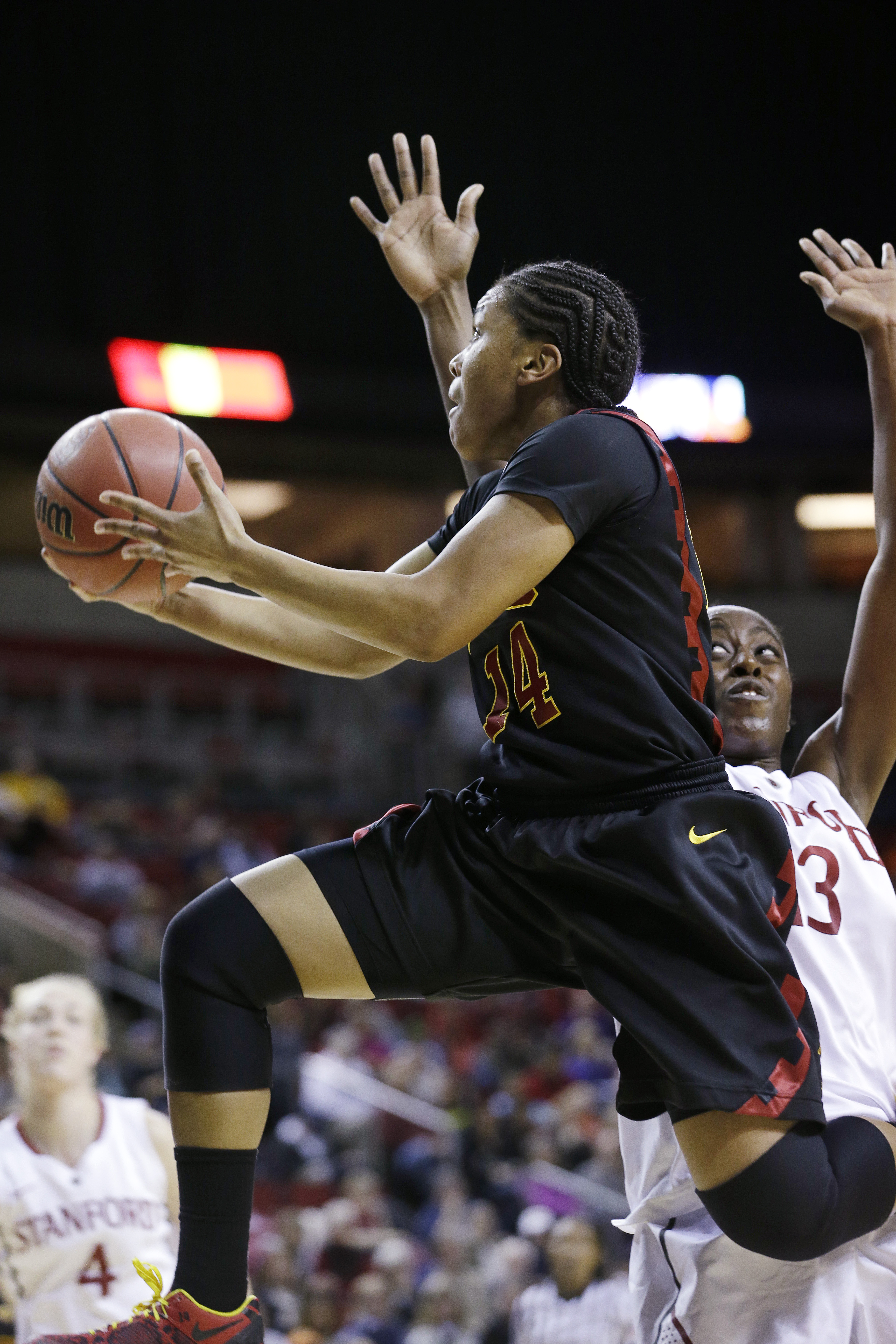 USC upsets No. 4 Stanford 72-68 in Pac-12 semis