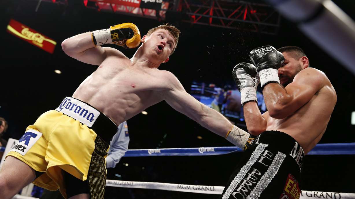 Alvarez rebounds by stopping Angulo in 10th