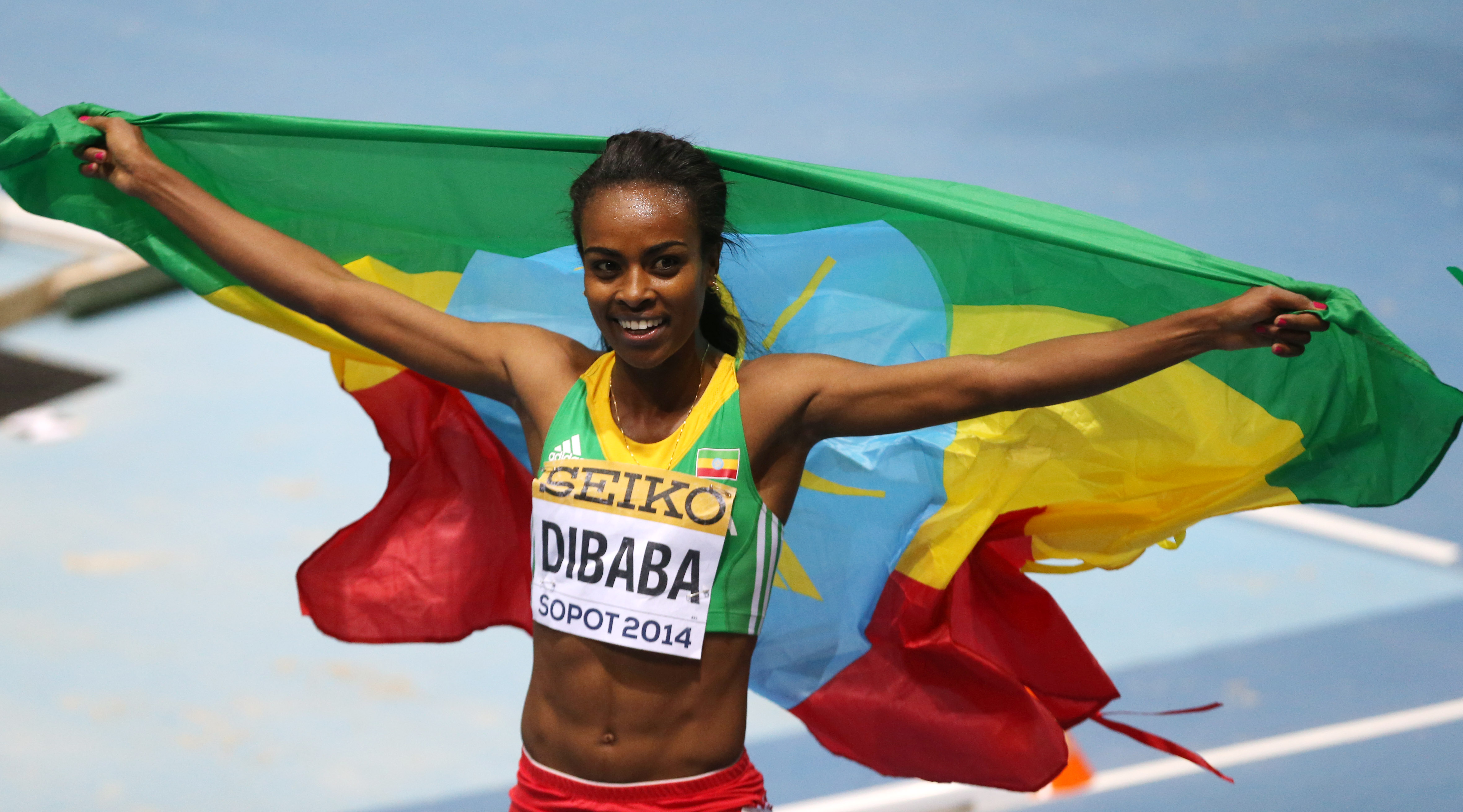 Dibaba takes world indoor gold in the 3,000