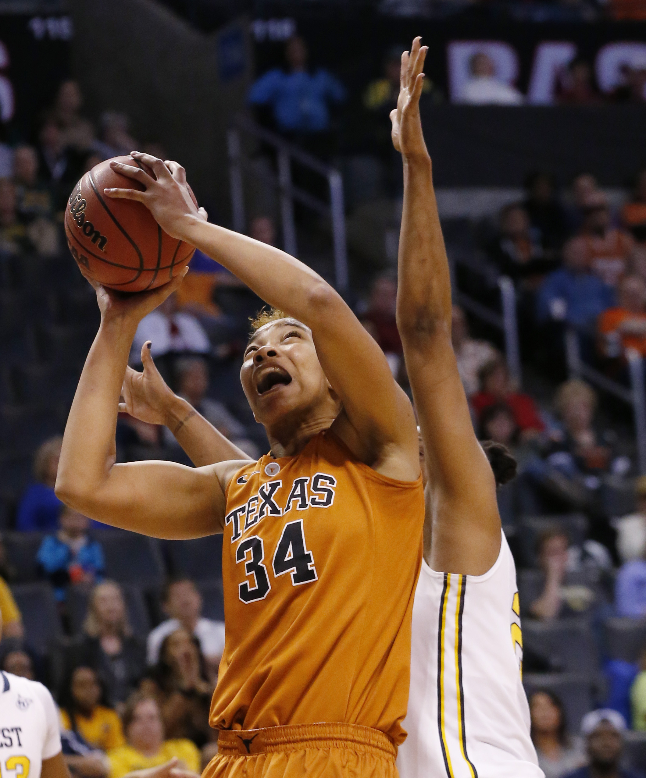 No. 7 W. Virginia women beat Texas in Big 12 semi