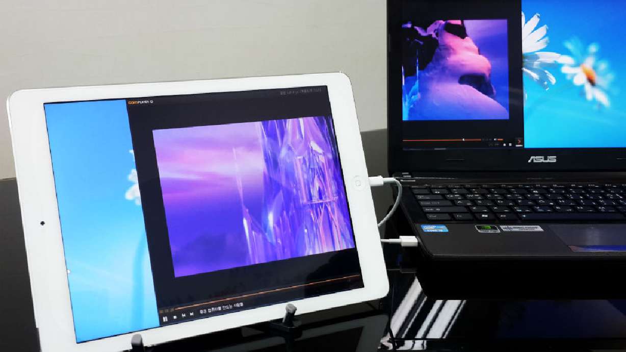 DEVGURU Releases 'TwomonUSB' App for Turning iPad into Dual Monitor