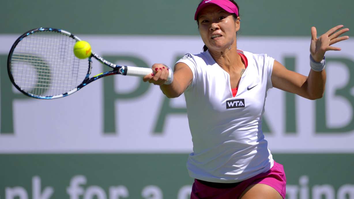 Li Na wins to reach 4th round at Indian Wells